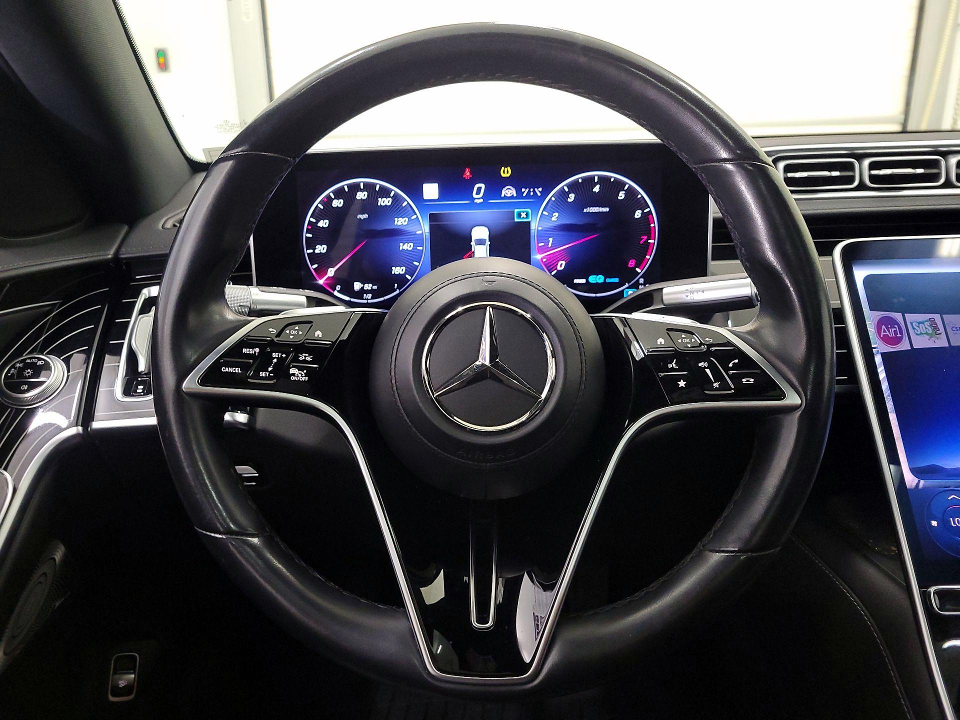 Thumbnail: 2022 Mercedes-Benz S-Class - 10
