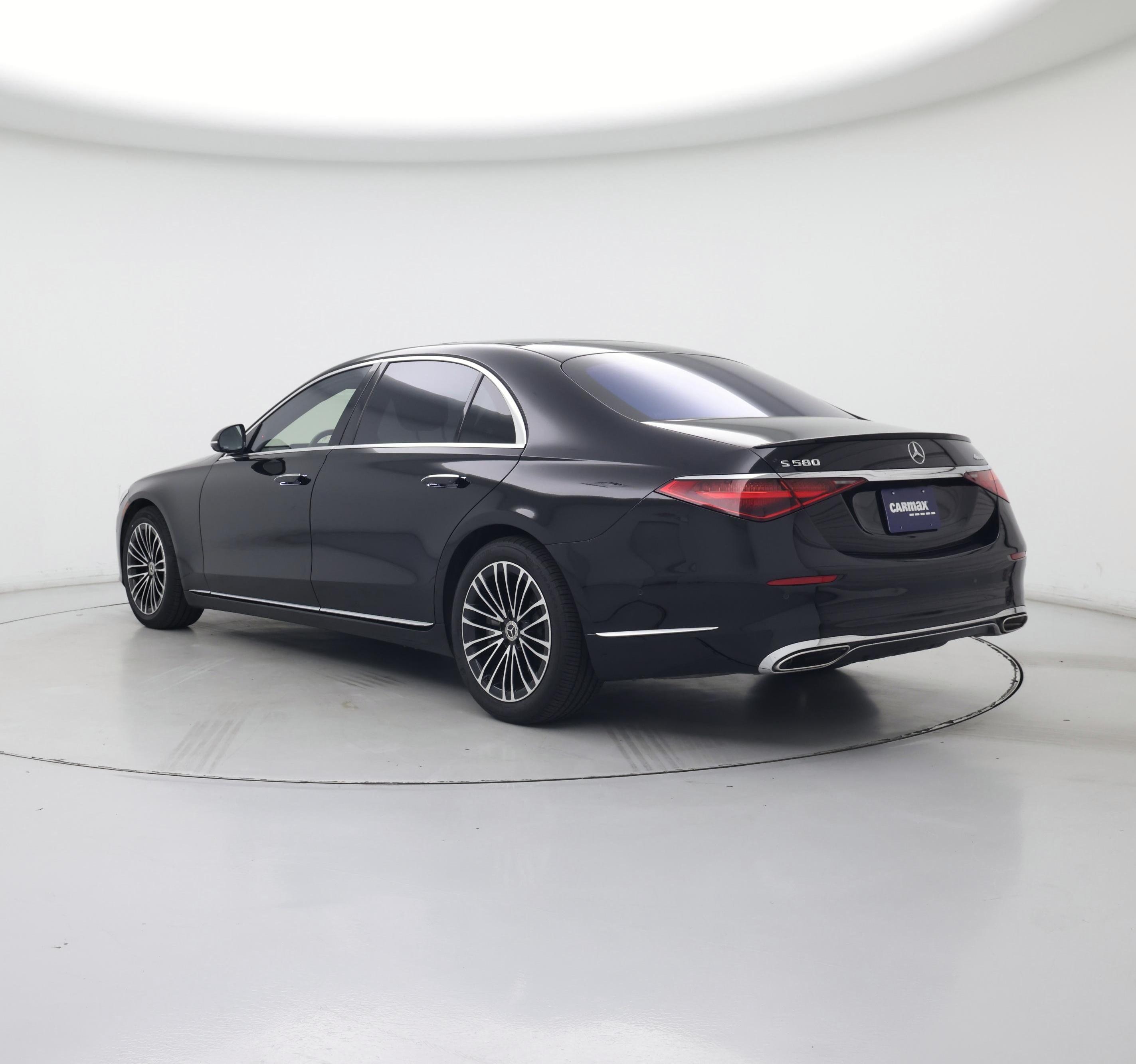 Thumbnail: 2022 Mercedes-Benz S-Class - 2