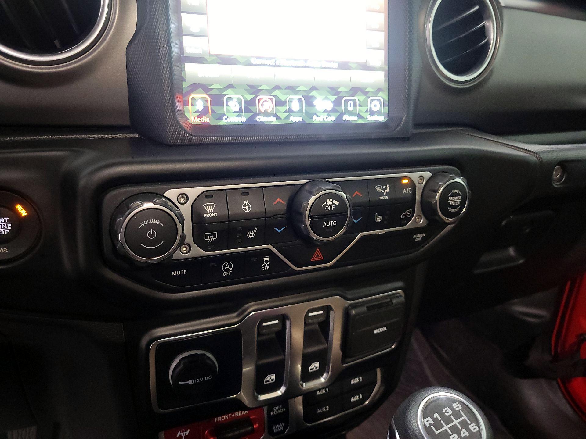 Thumbnail: 2021 Jeep Wrangler - 17