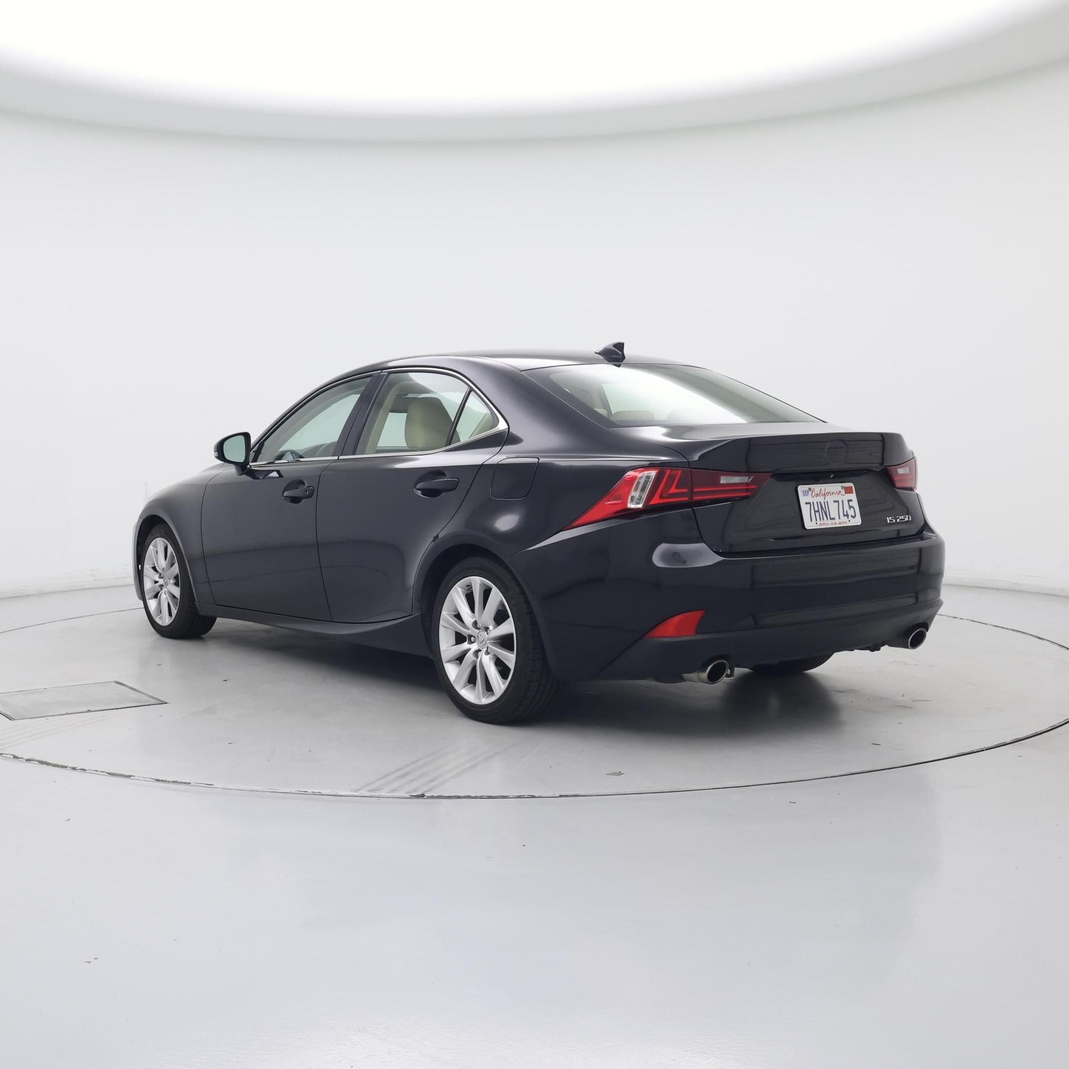 Thumbnail: 2015 Lexus IS - 2