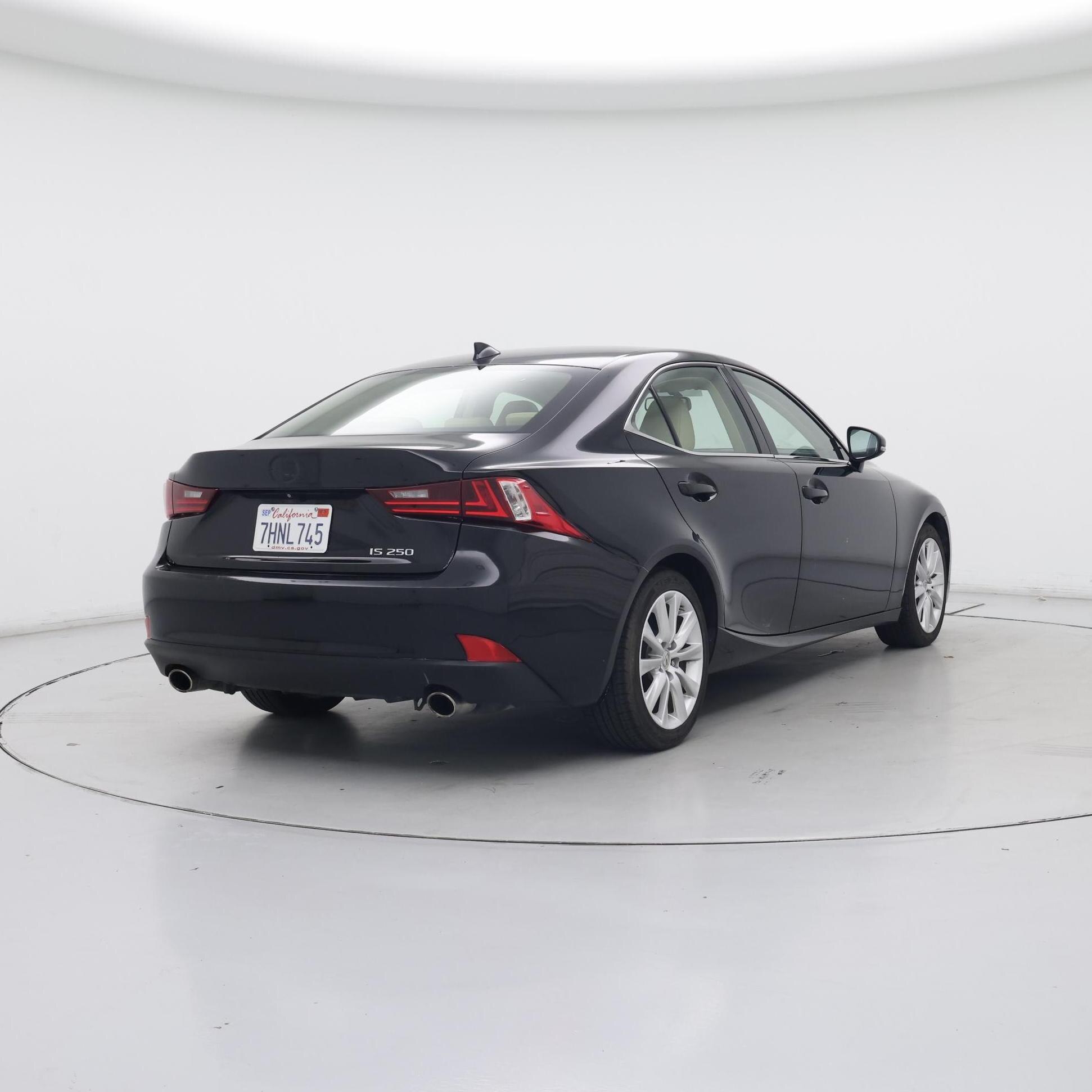 Thumbnail: 2015 Lexus IS - 8