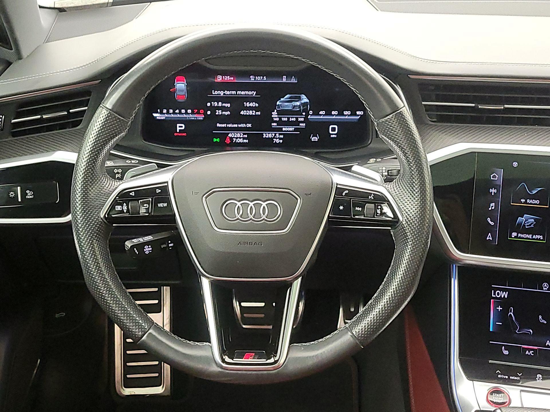 Thumbnail: 2022 Audi S6 - 10