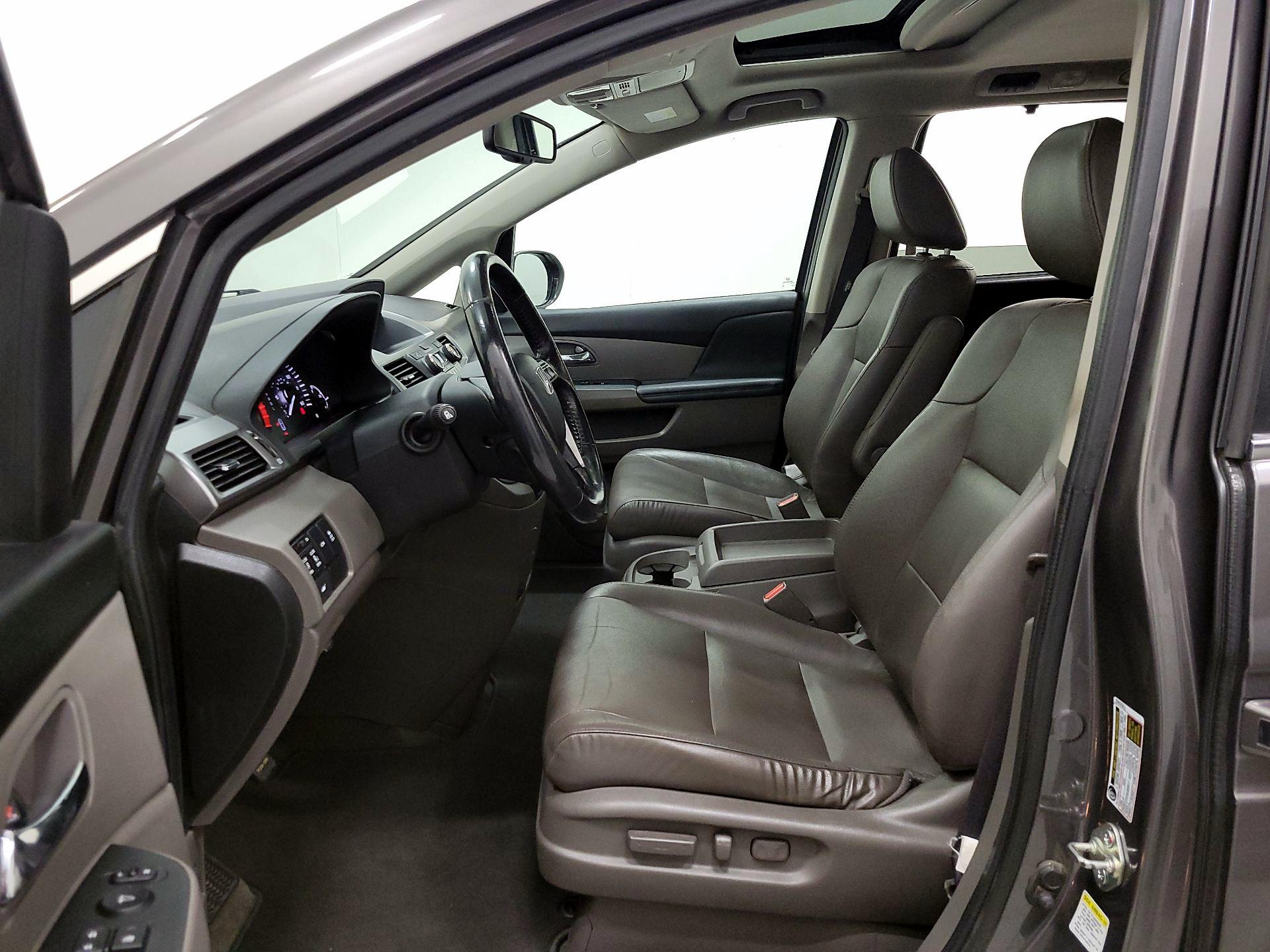 Thumbnail: 2015 Honda Odyssey - 11