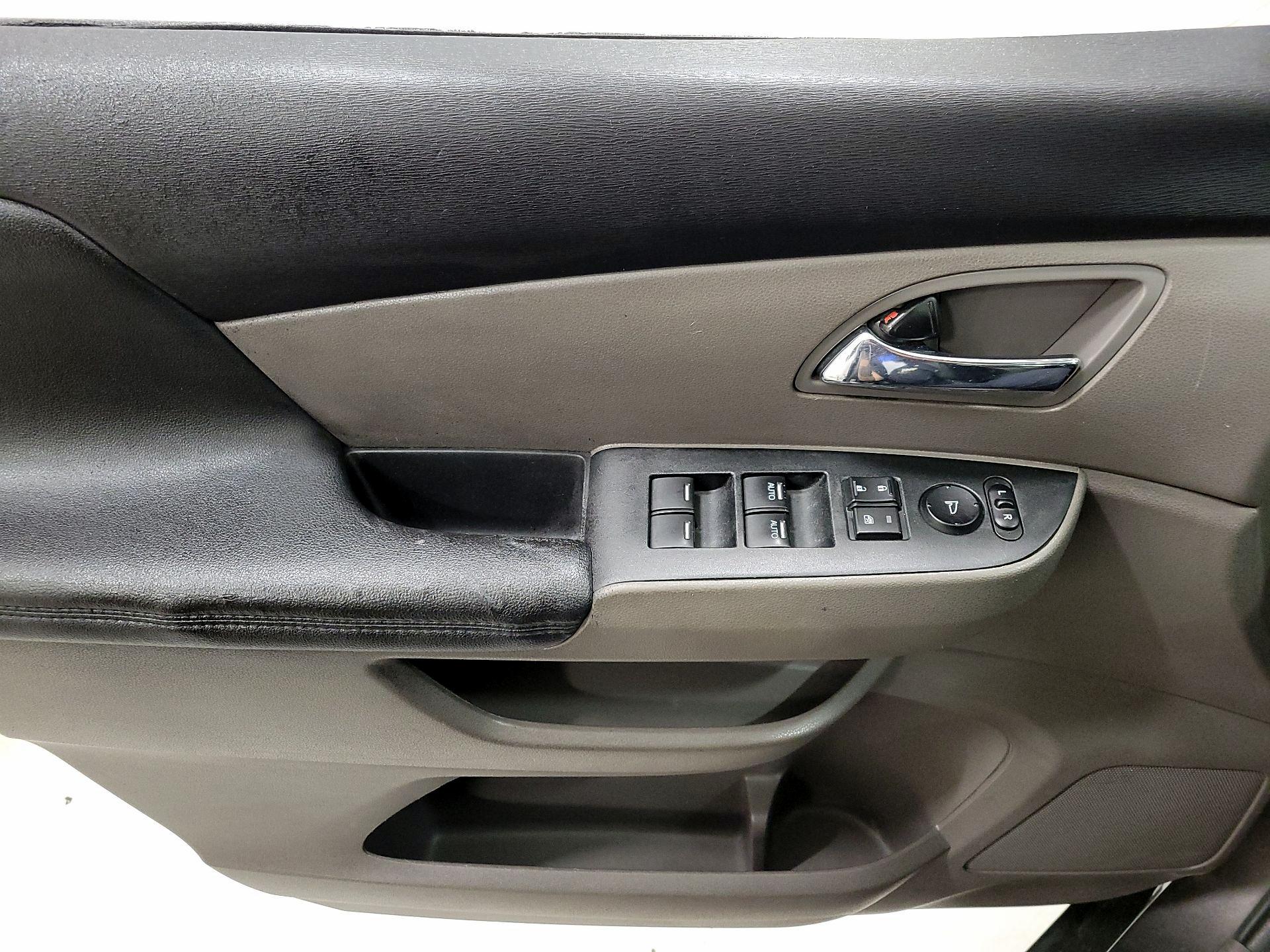 Thumbnail: 2015 Honda Odyssey - 12