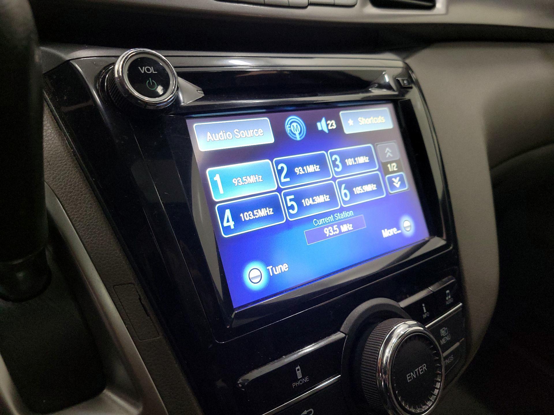 Thumbnail: 2015 Honda Odyssey - 15