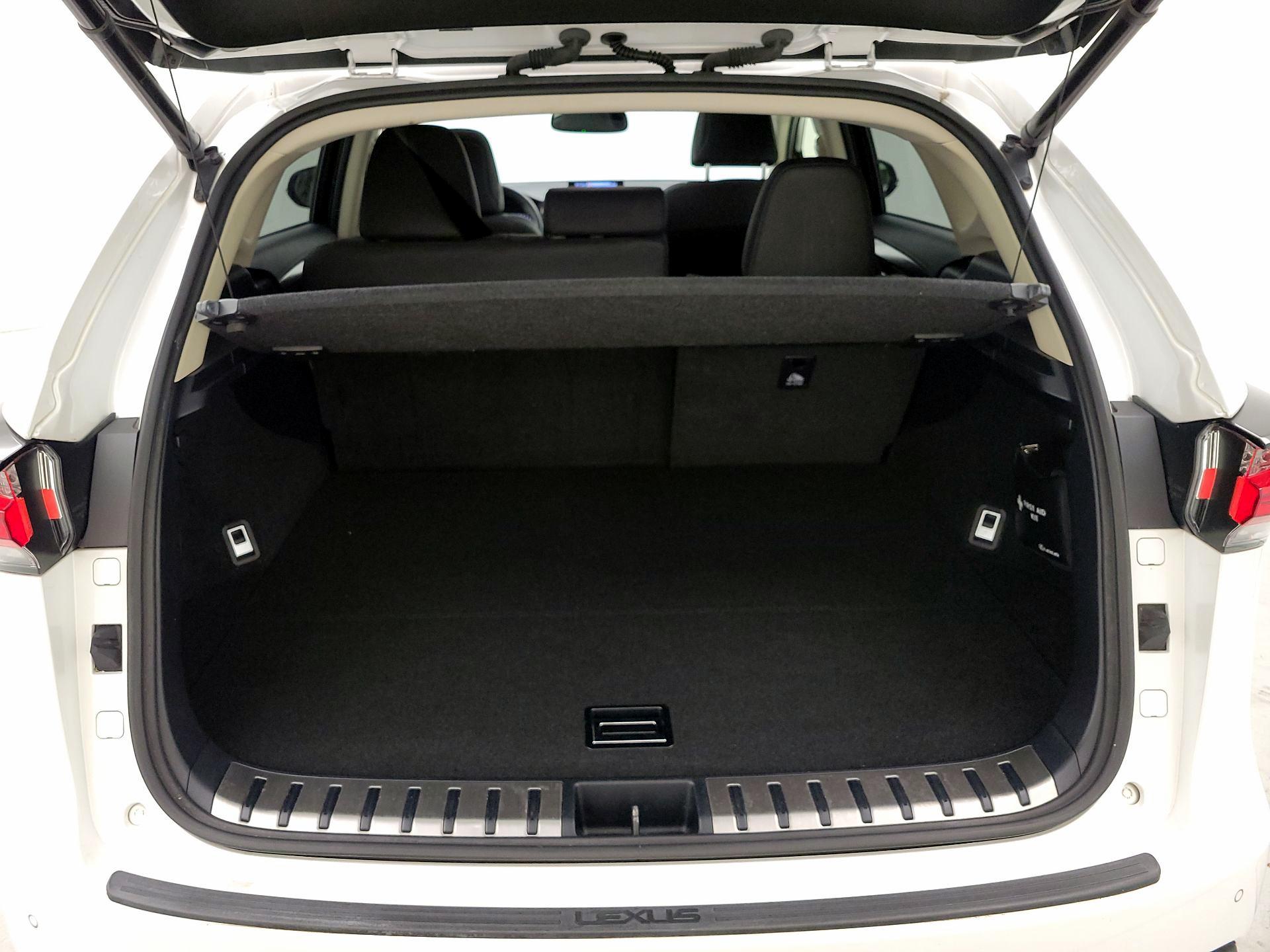 Thumbnail: 2015 Lexus NX - 20