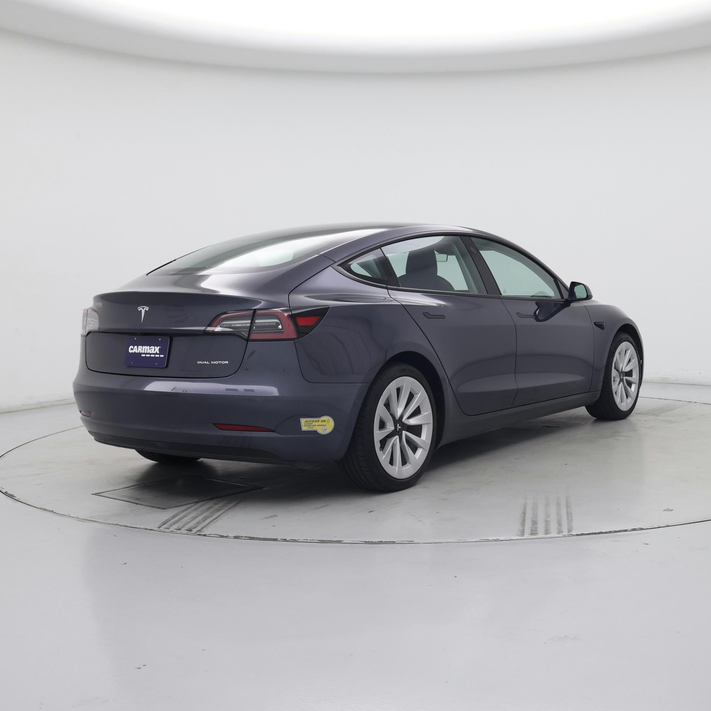 Thumbnail: 2022 Tesla Model 3 - 8