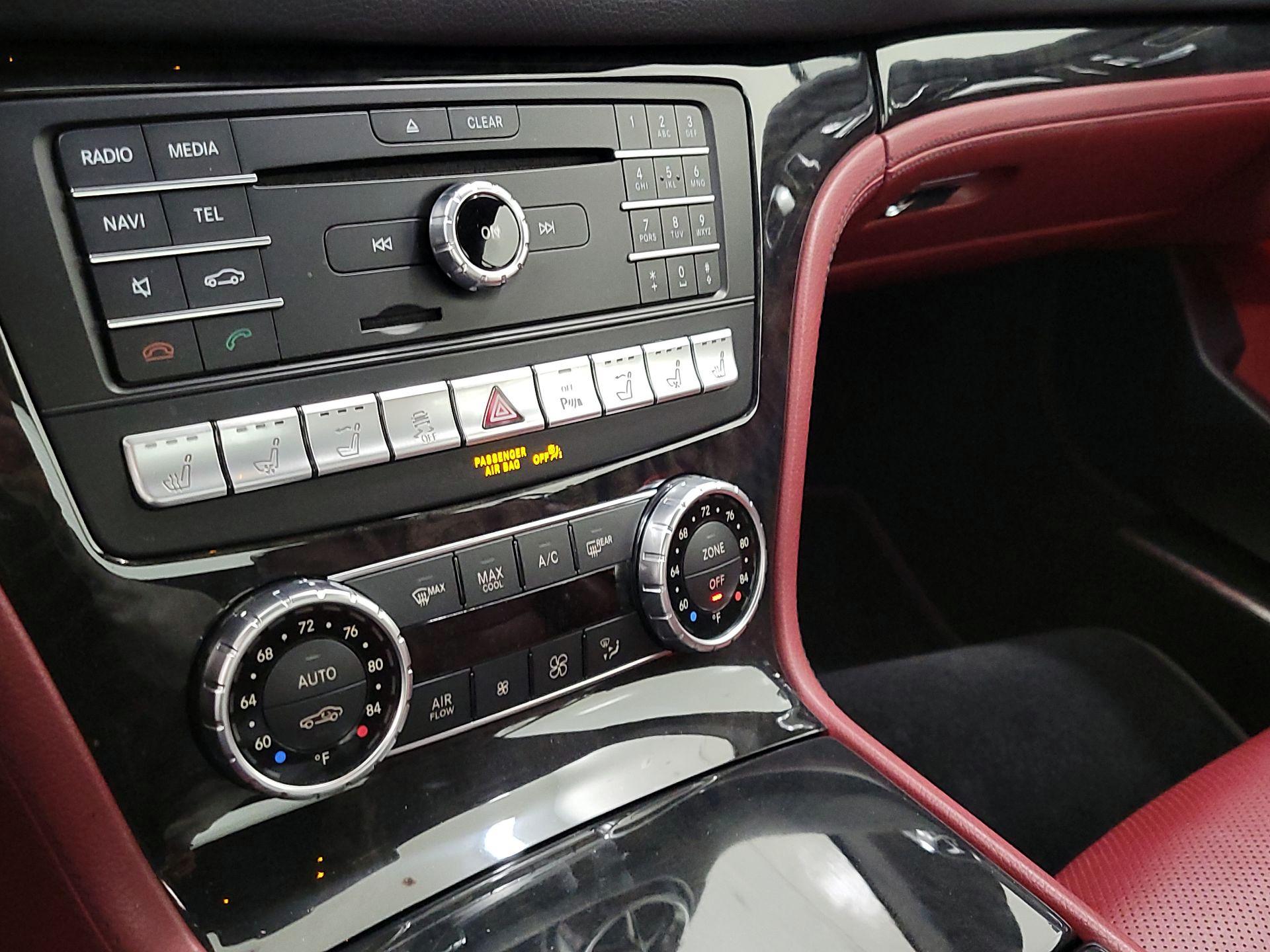 Thumbnail: 2019 Mercedes-Benz SL-Class - 17