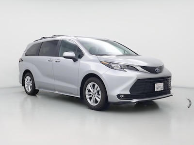 2025 Toyota Sienna XLE