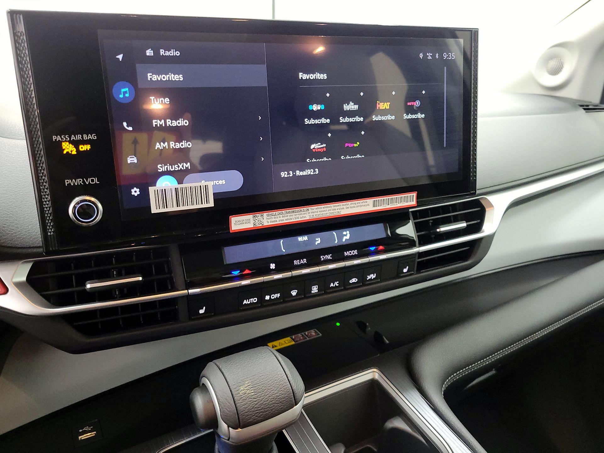 Thumbnail: 2025 Toyota Sienna - 16