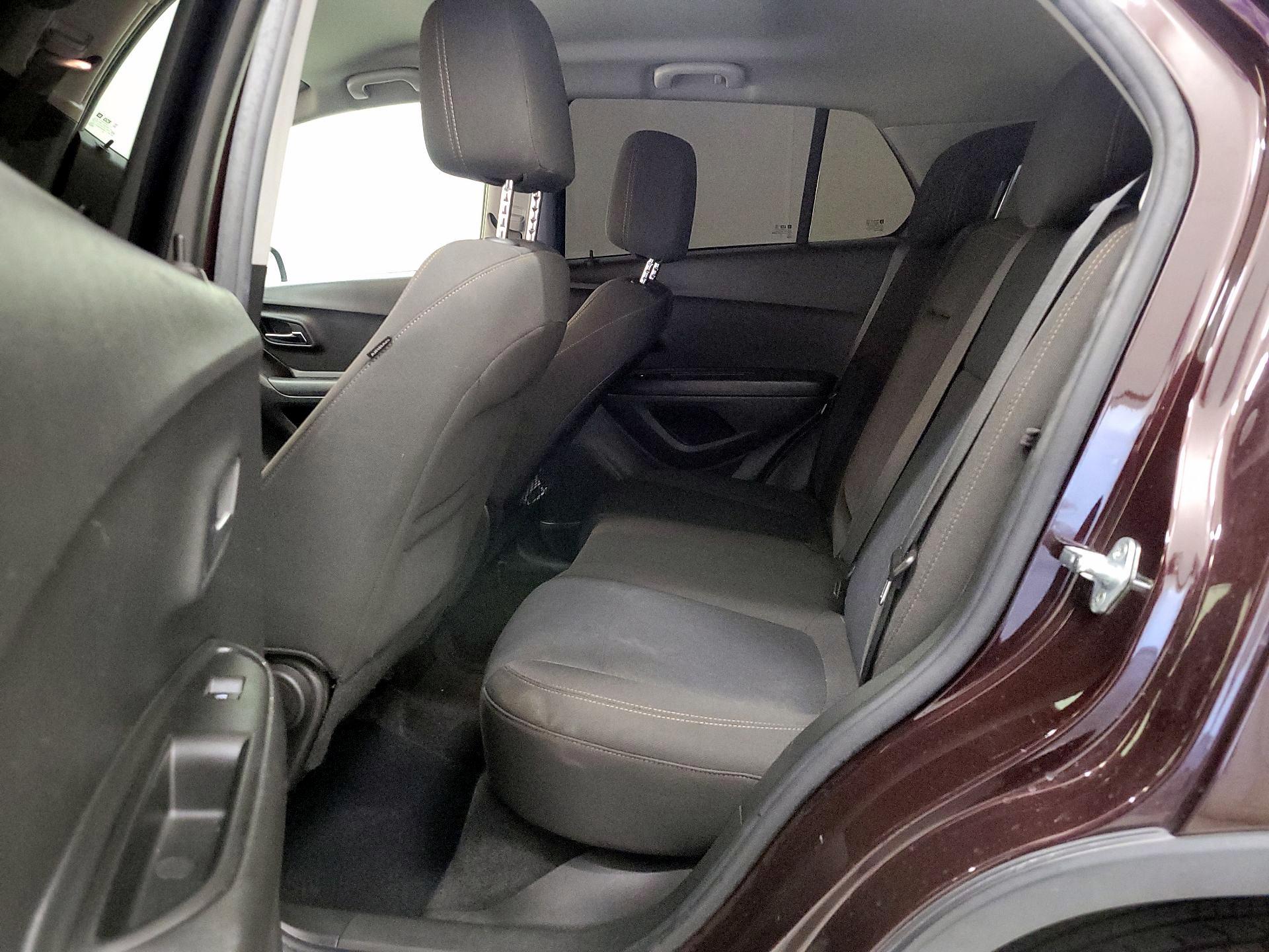 Thumbnail: 2021 Chevrolet Trax - 19