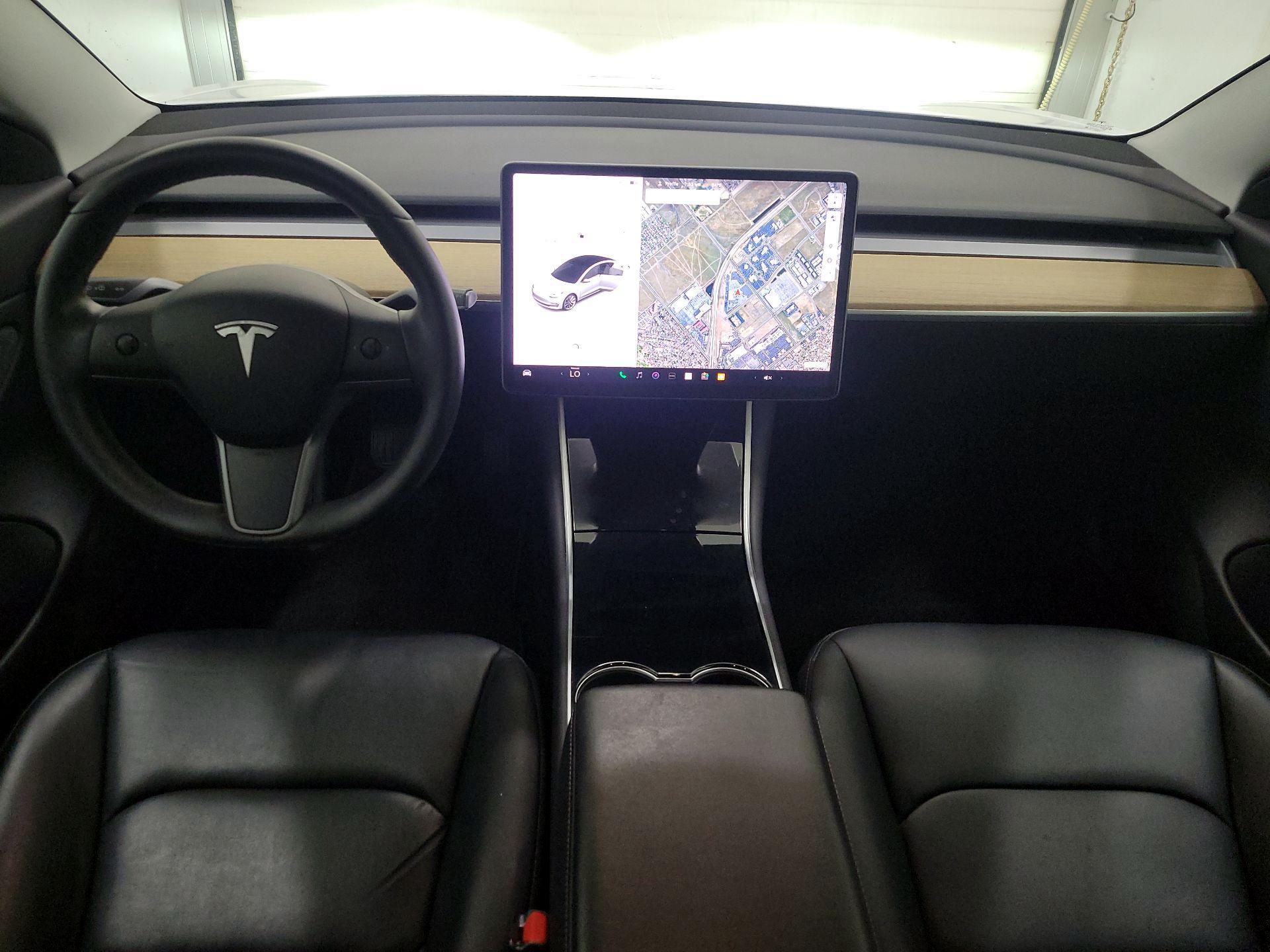 Thumbnail: 2019 Tesla Model 3 - 9