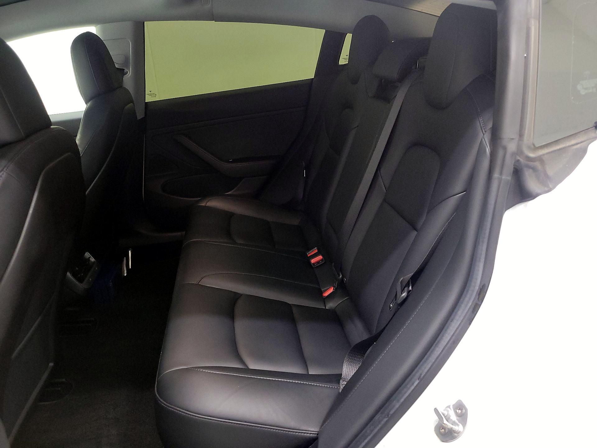 Thumbnail: 2019 Tesla Model 3 - 19