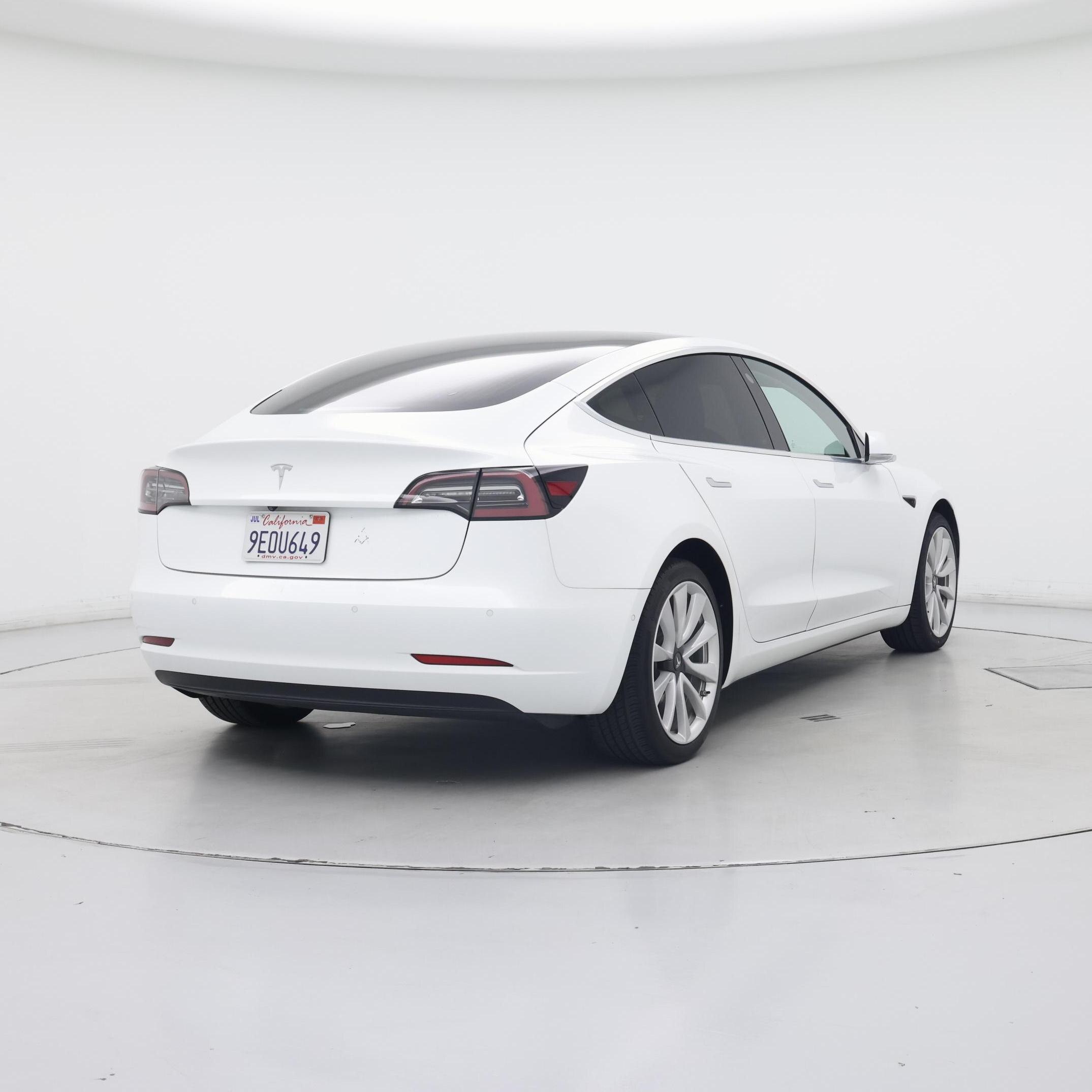 Thumbnail: 2019 Tesla Model 3 - 8