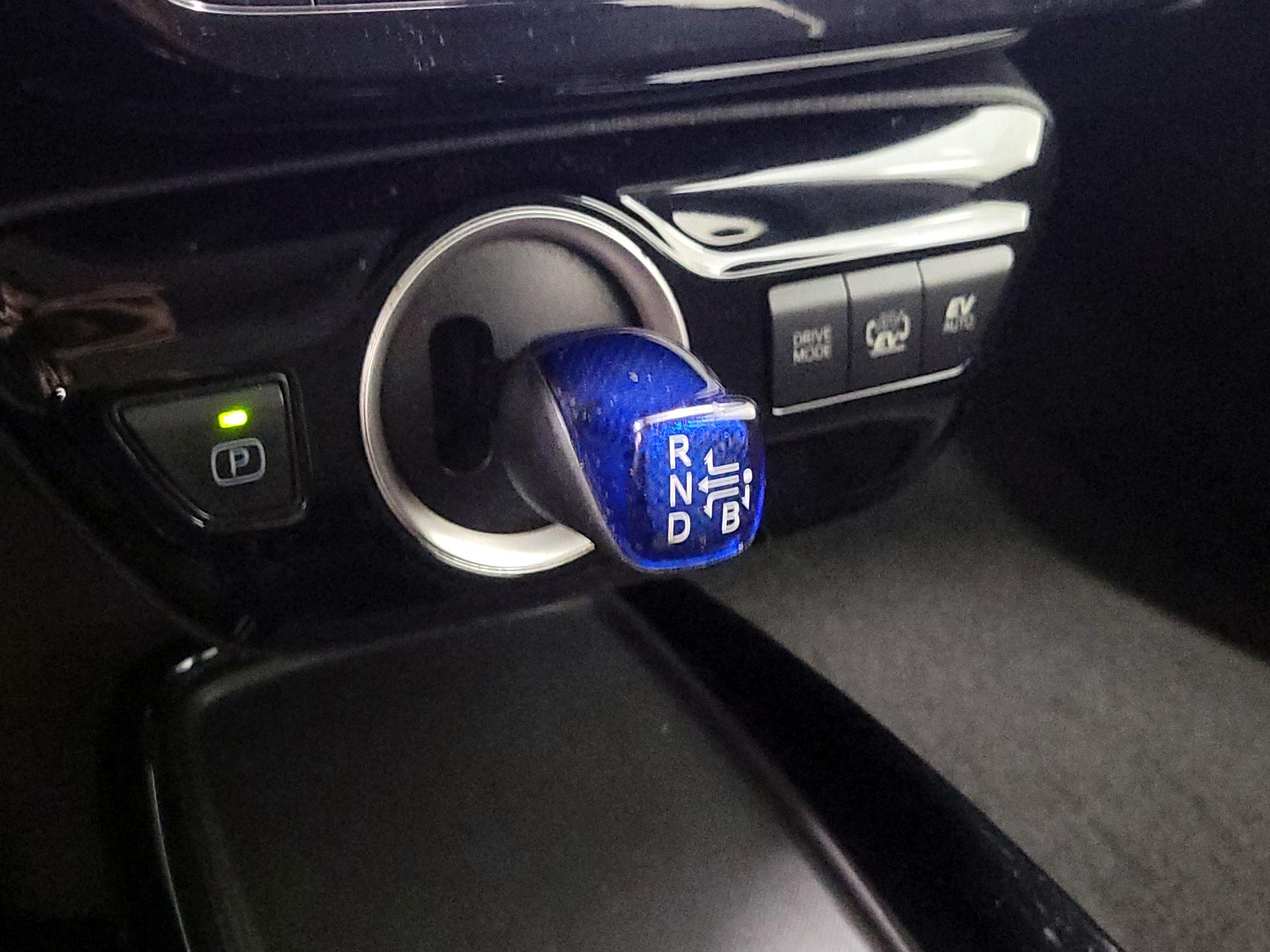 Thumbnail: 2021 Toyota Prius Prime - 18