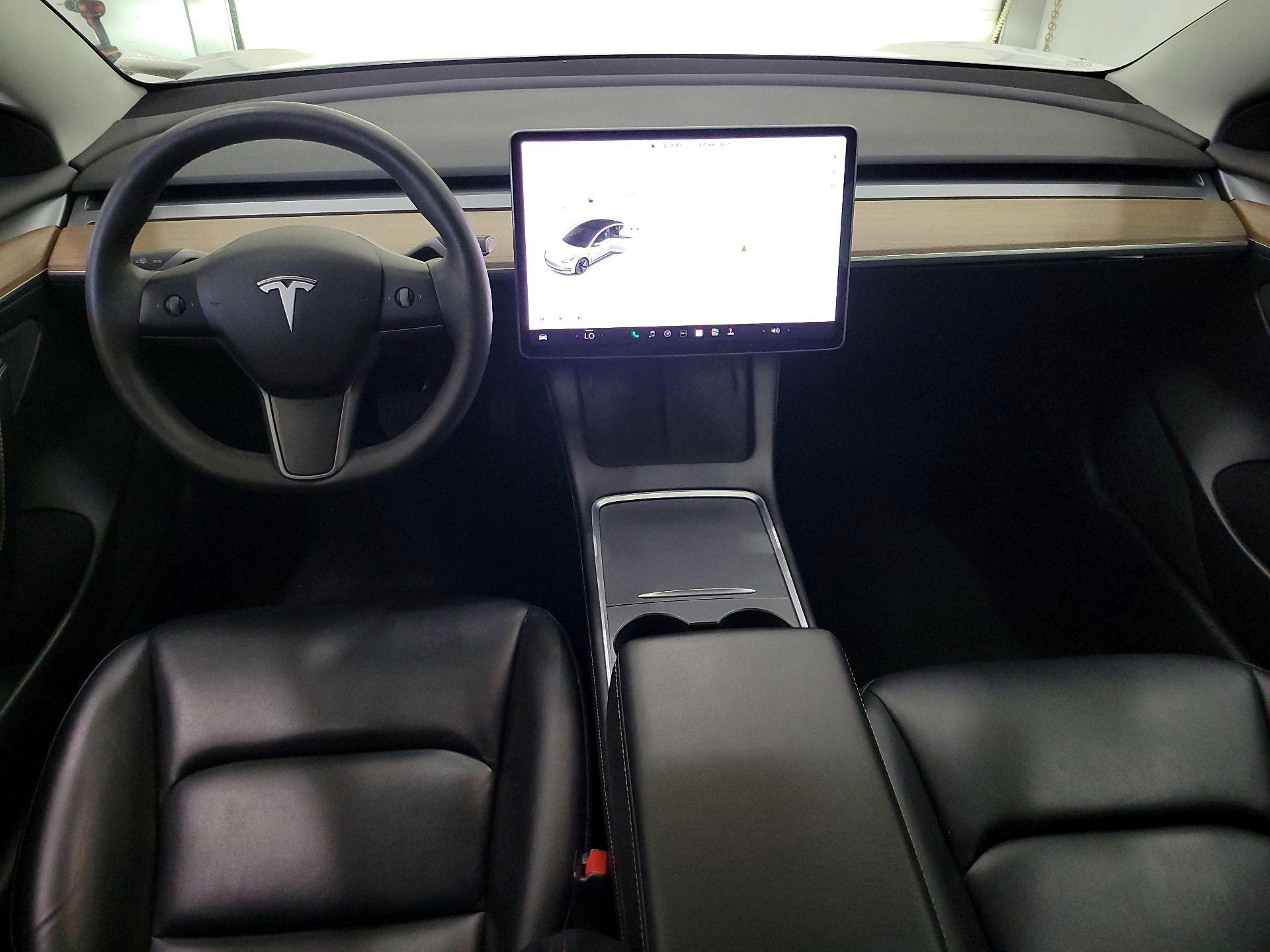 Thumbnail: 2021 Tesla Model 3 - 9