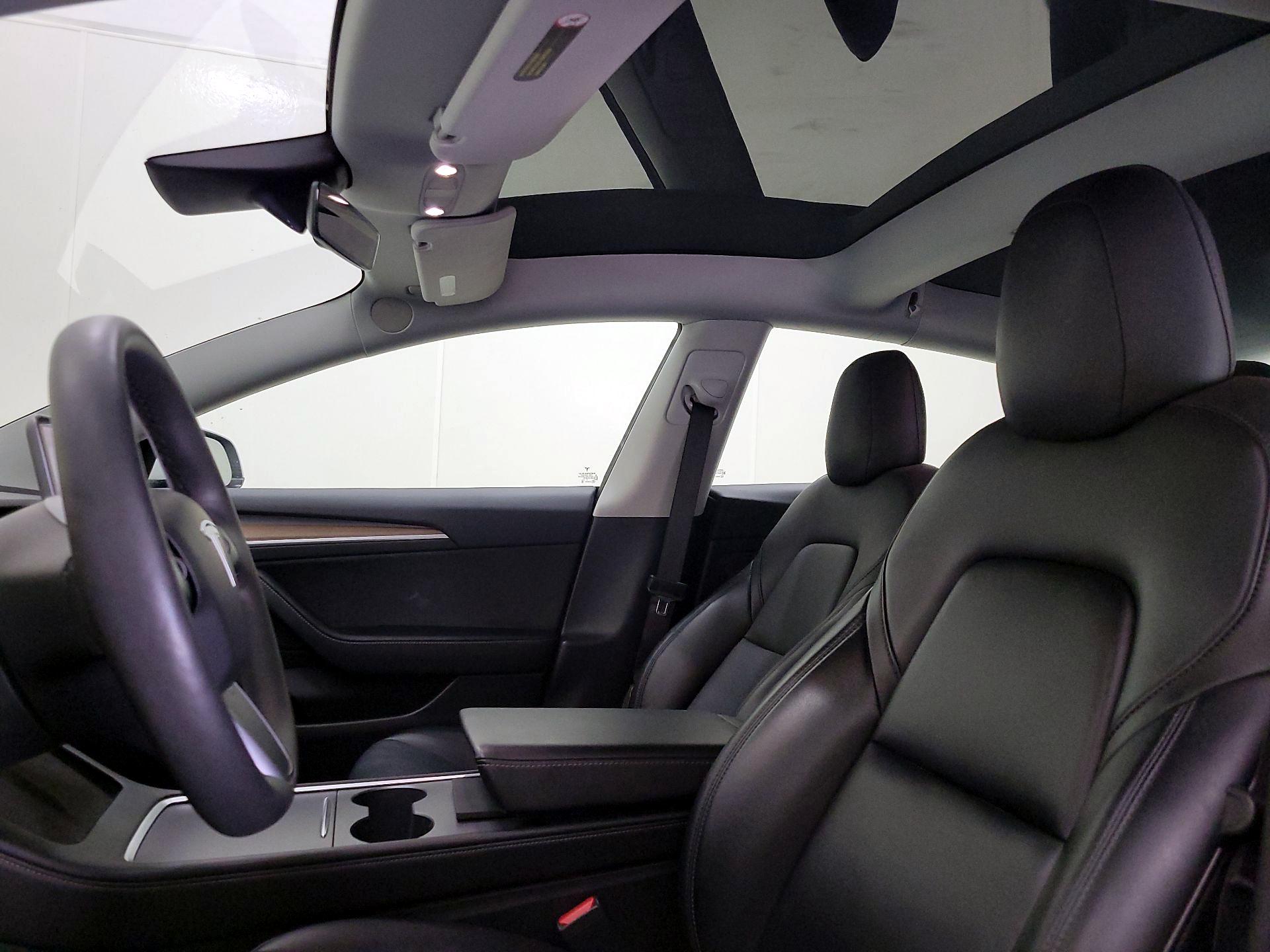 Thumbnail: 2021 Tesla Model 3 - 18