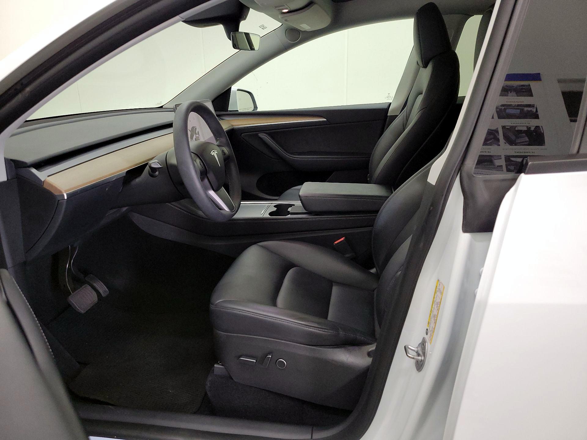 Thumbnail: 2022 Tesla Model Y - 11