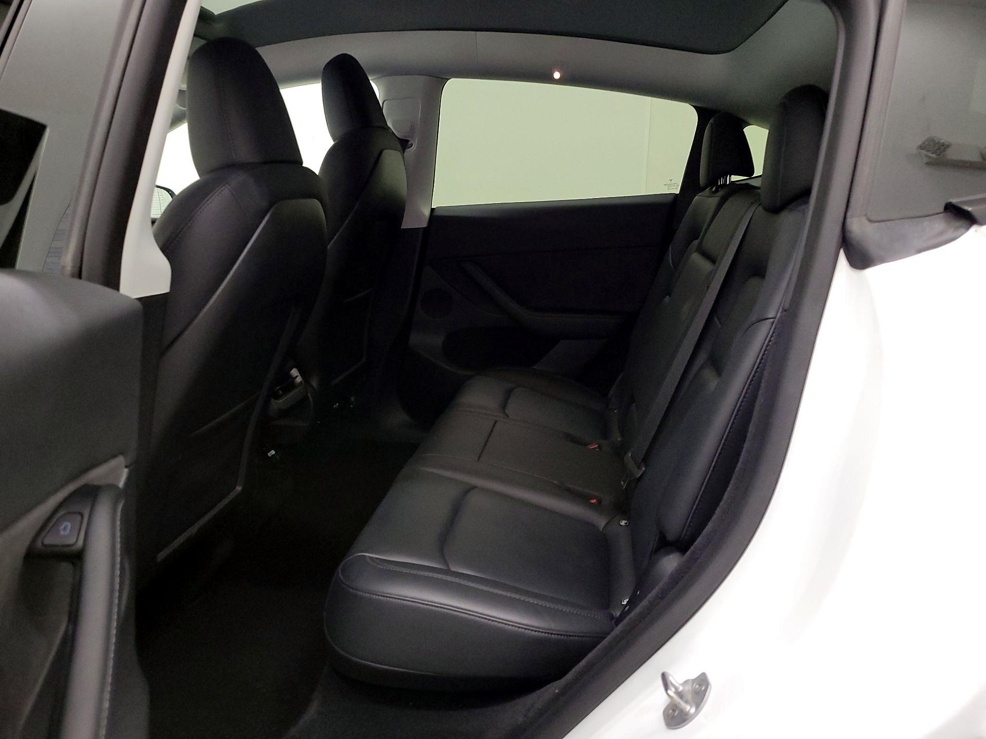 Thumbnail: 2022 Tesla Model Y - 18