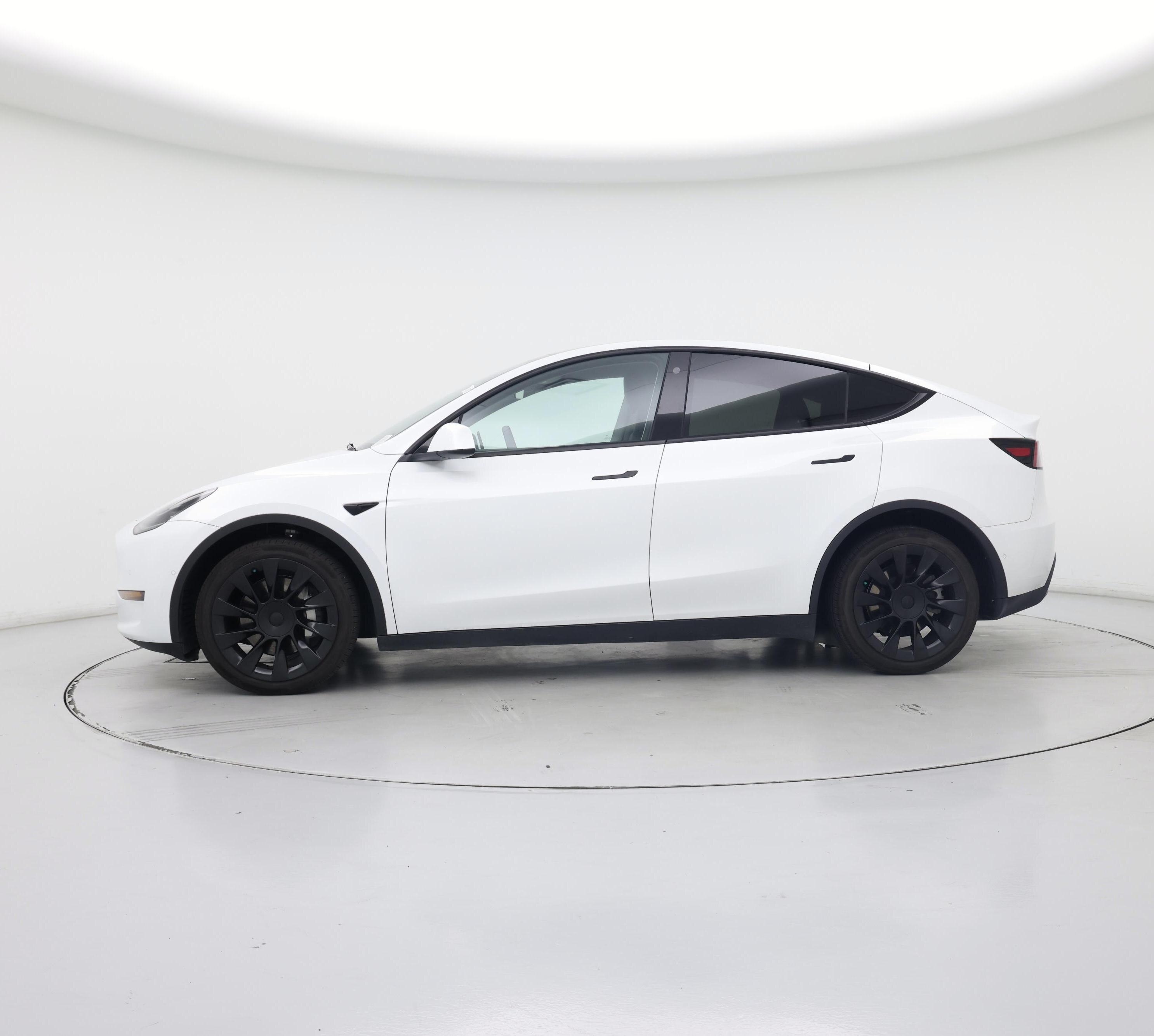 Thumbnail: 2022 Tesla Model Y - 3