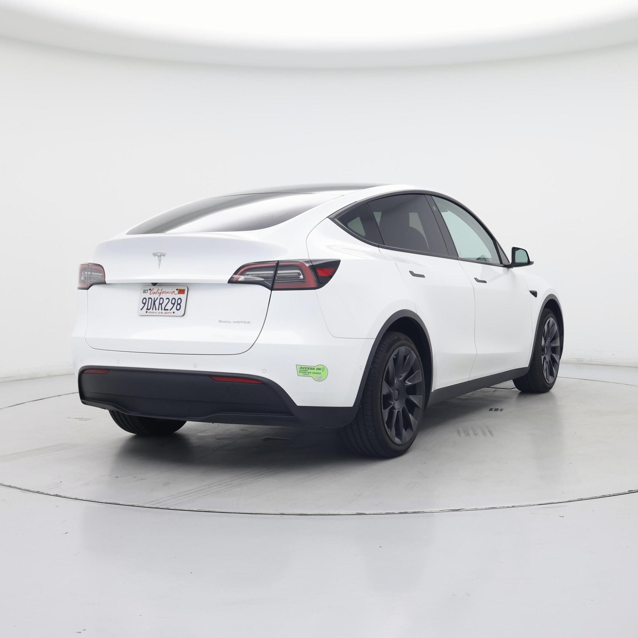 Thumbnail: 2022 Tesla Model Y - 8