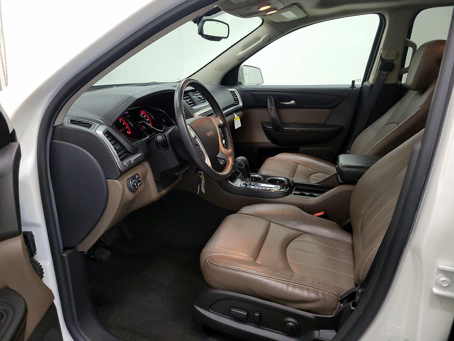 Thumbnail: 2015 GMC Acadia - 11