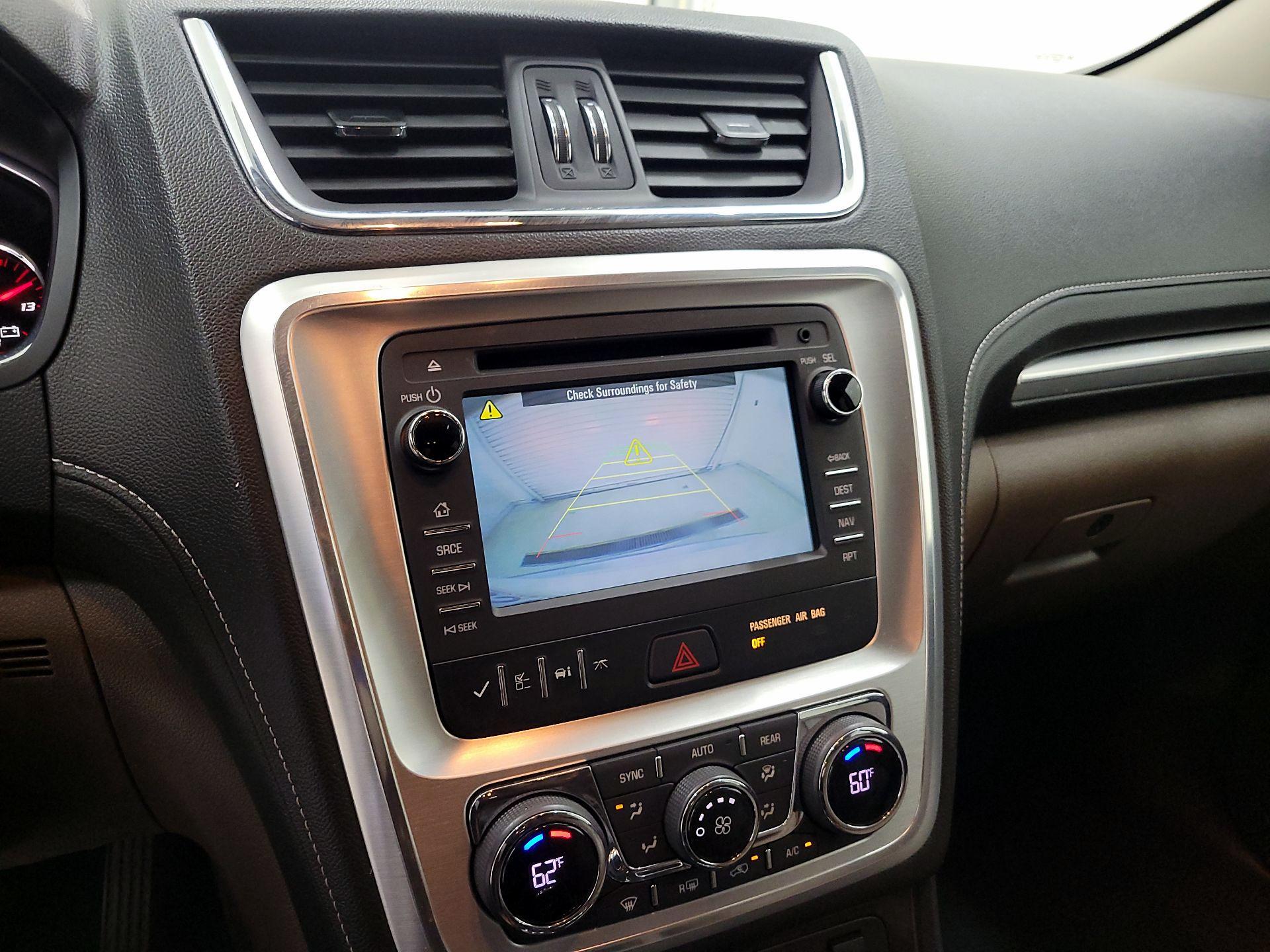 Thumbnail: 2015 GMC Acadia - 15