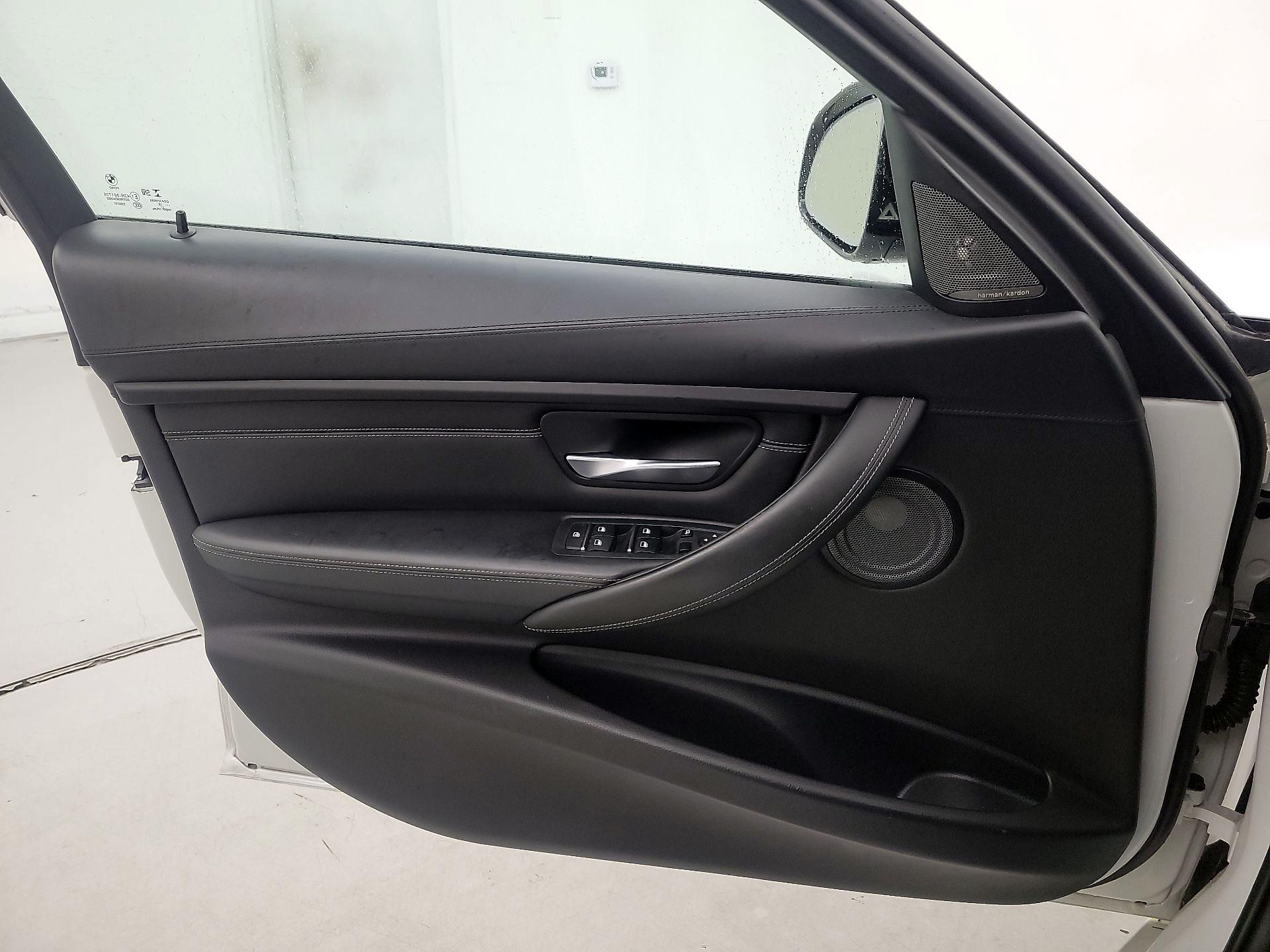 Thumbnail: 2018 BMW M3 - 12