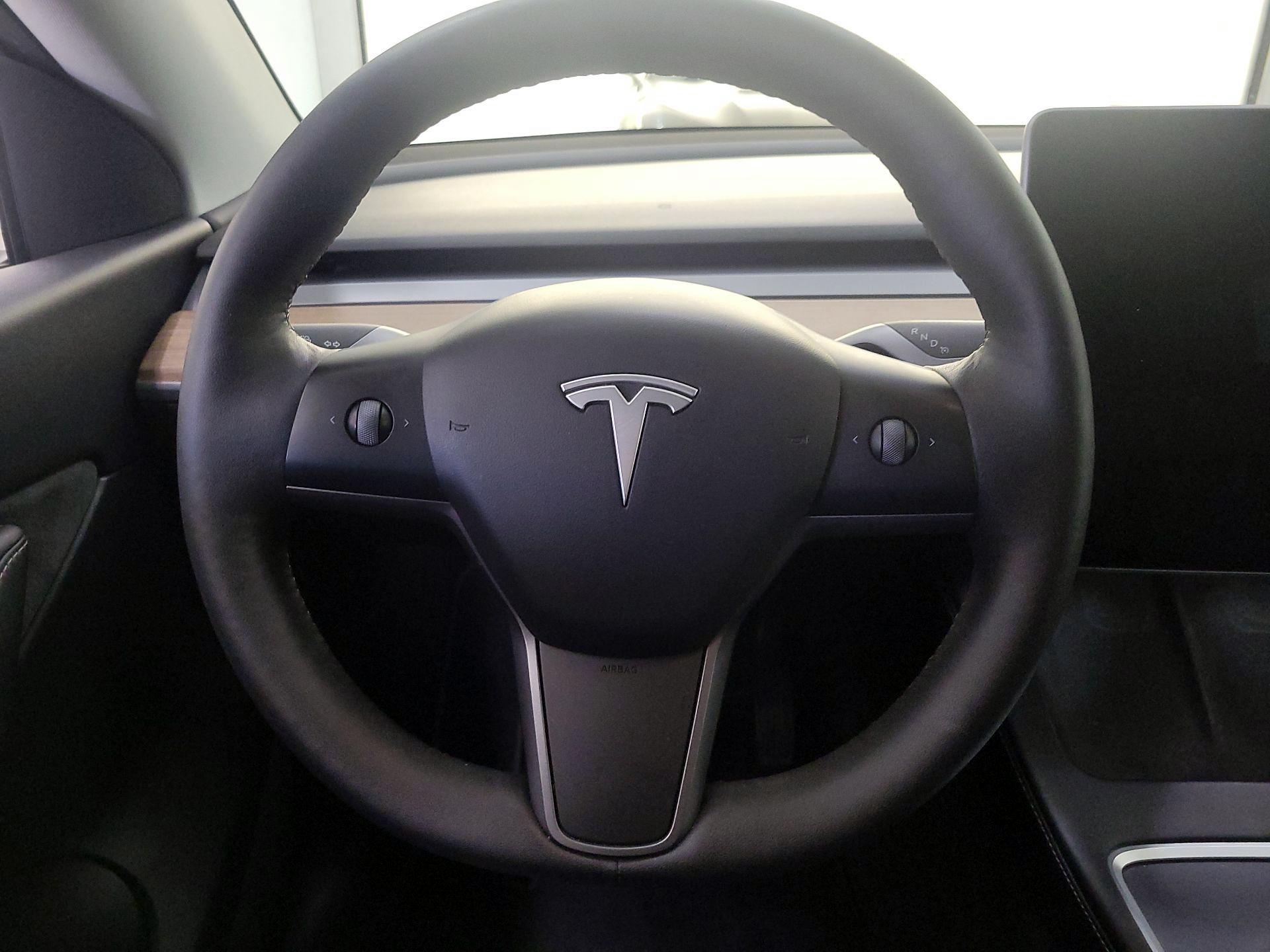 Thumbnail: 2022 Tesla Model Y - 10