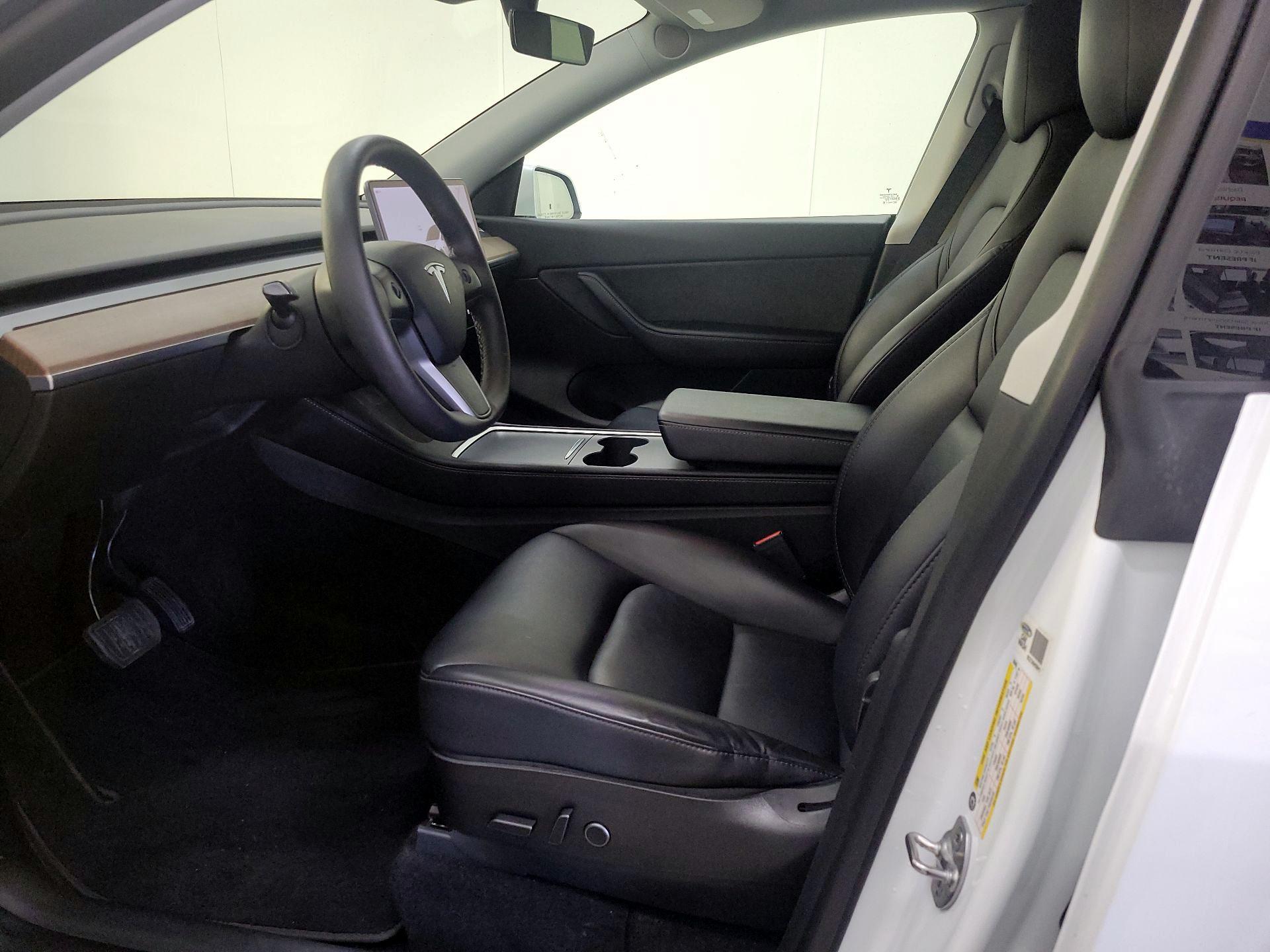 Thumbnail: 2022 Tesla Model Y - 11