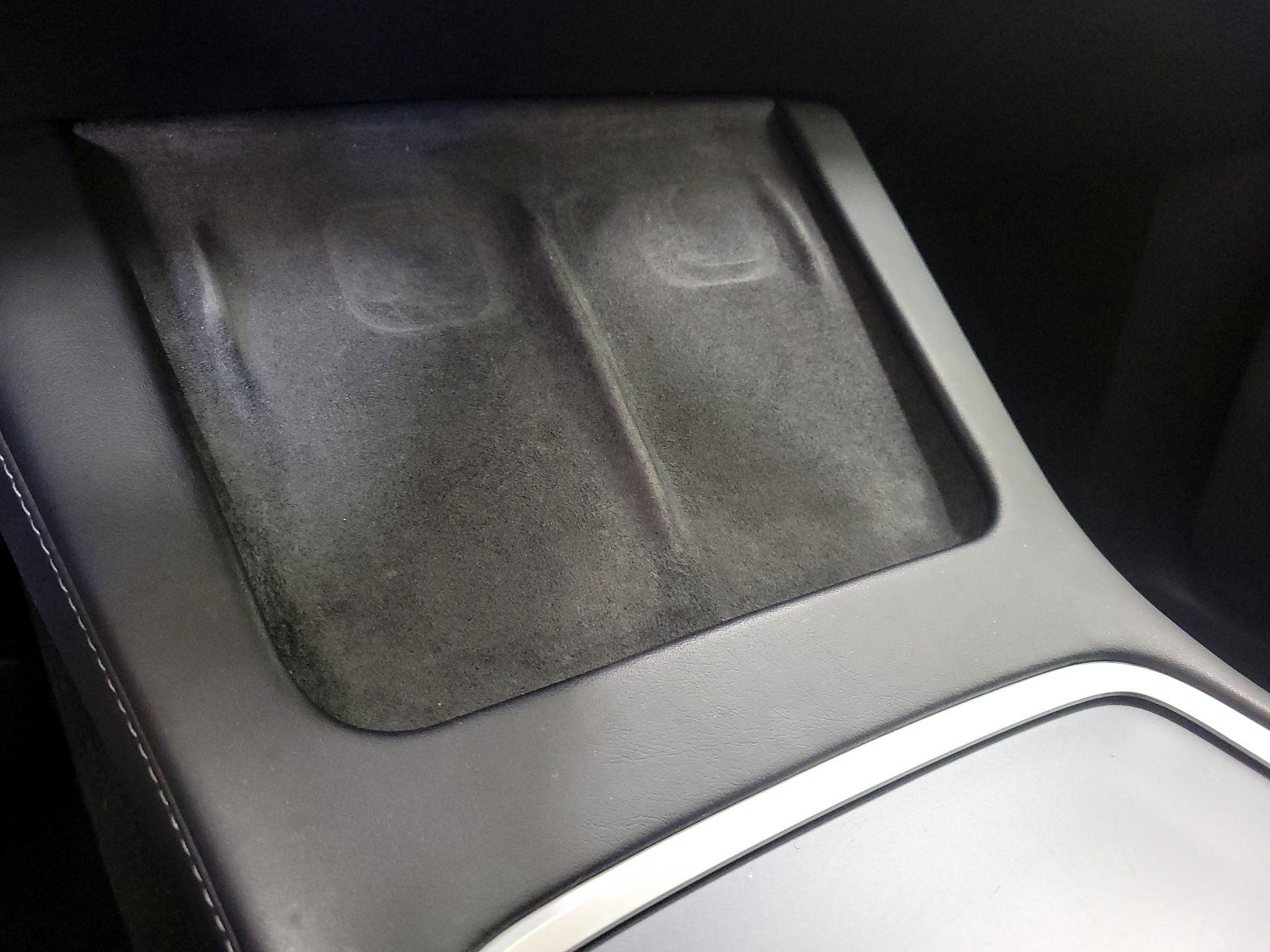 Thumbnail: 2022 Tesla Model Y - 18