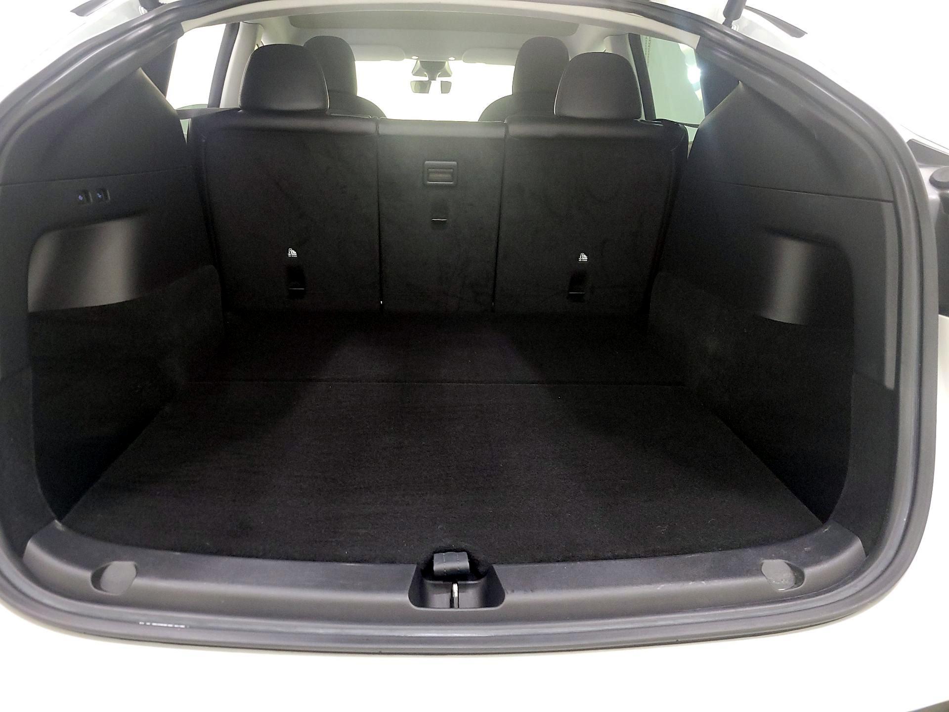 Thumbnail: 2022 Tesla Model Y - 20