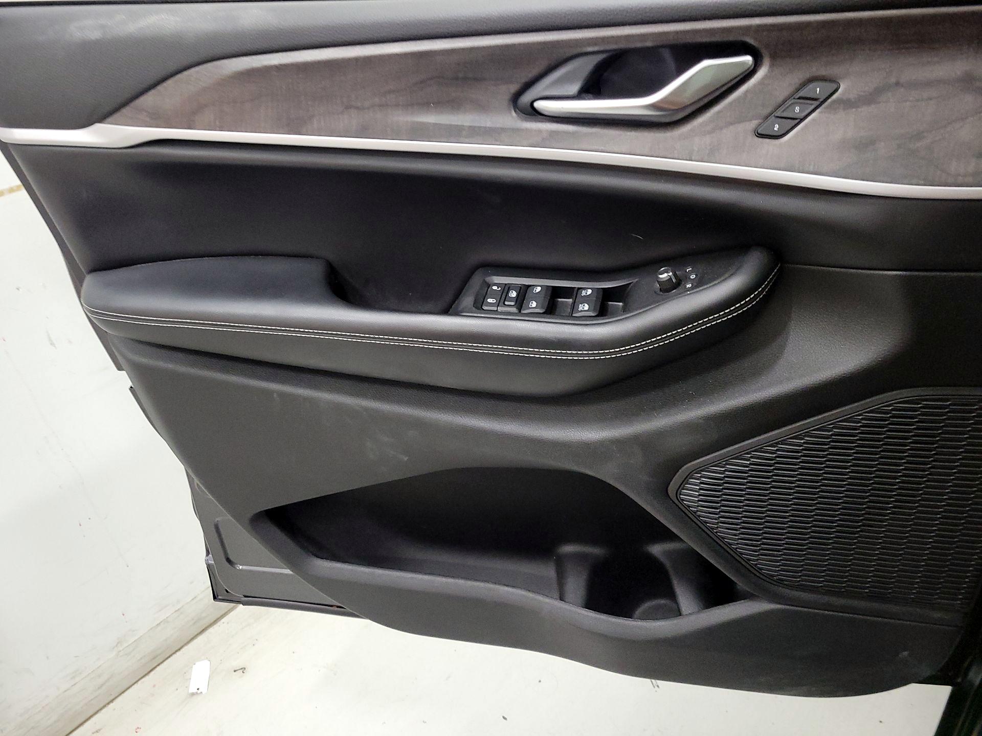 Thumbnail: 2023 Jeep Grand Cherokee - 12