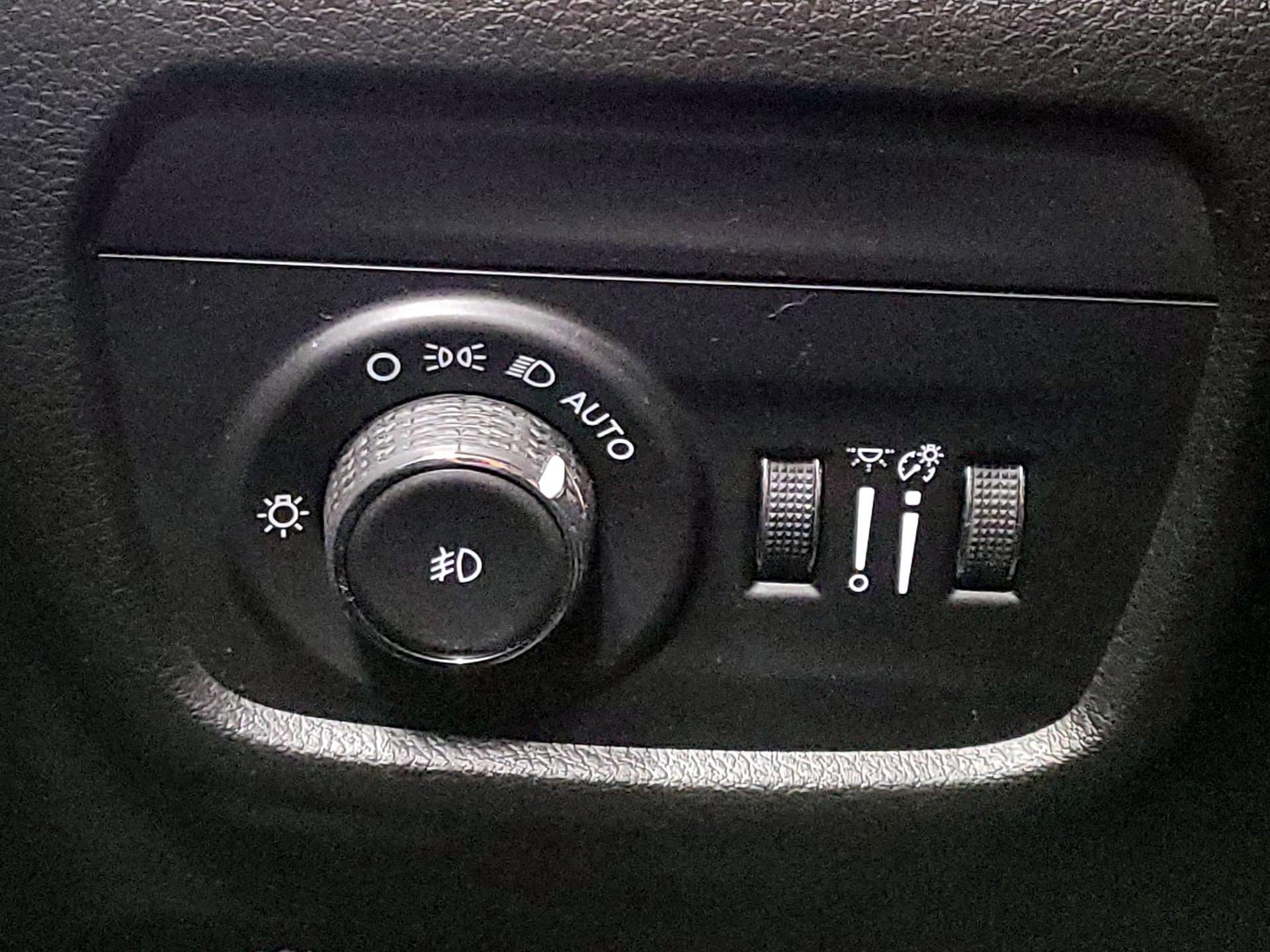 Thumbnail: 2023 Jeep Grand Cherokee - 13