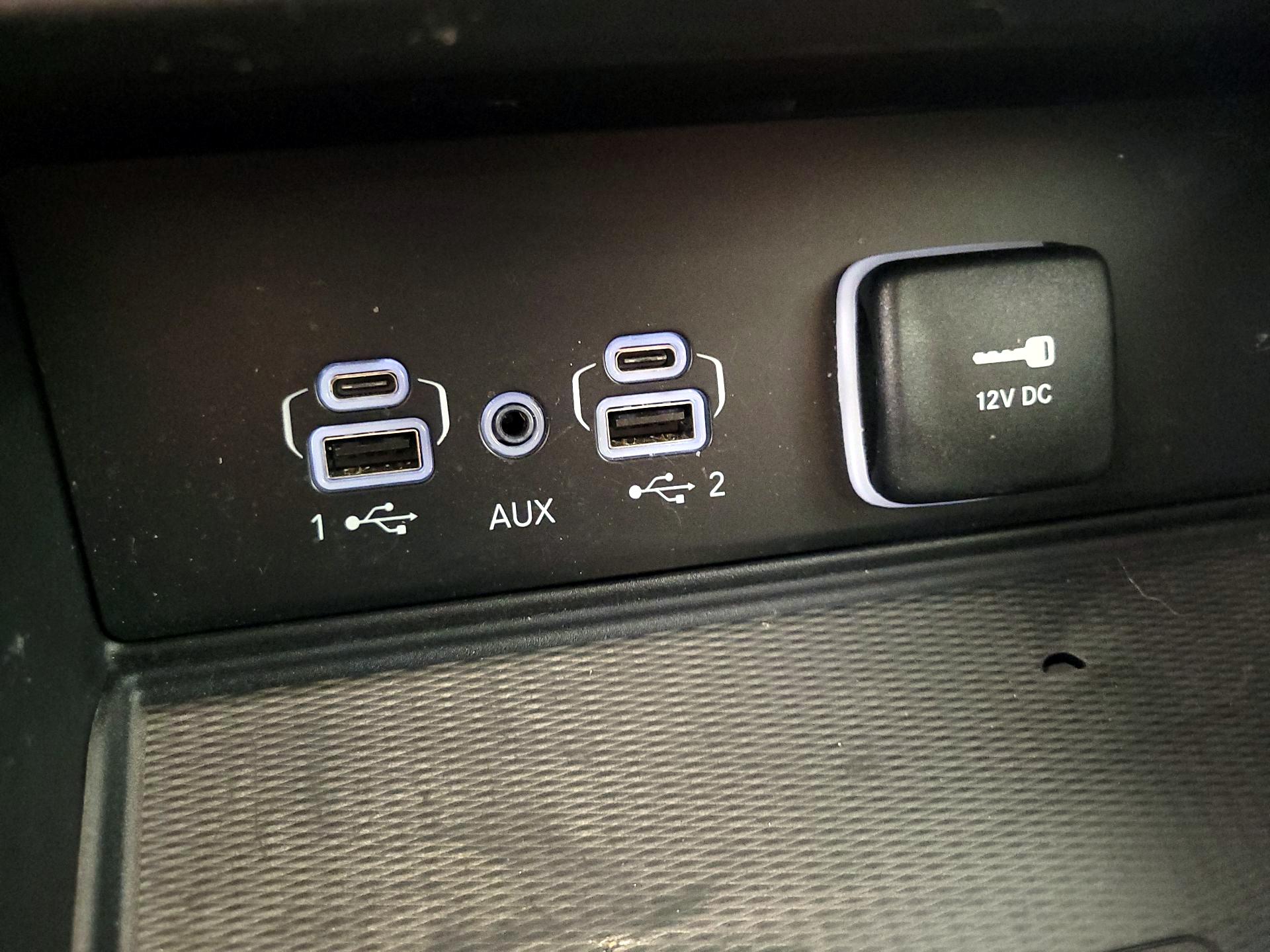 Thumbnail: 2023 Jeep Grand Cherokee - 18