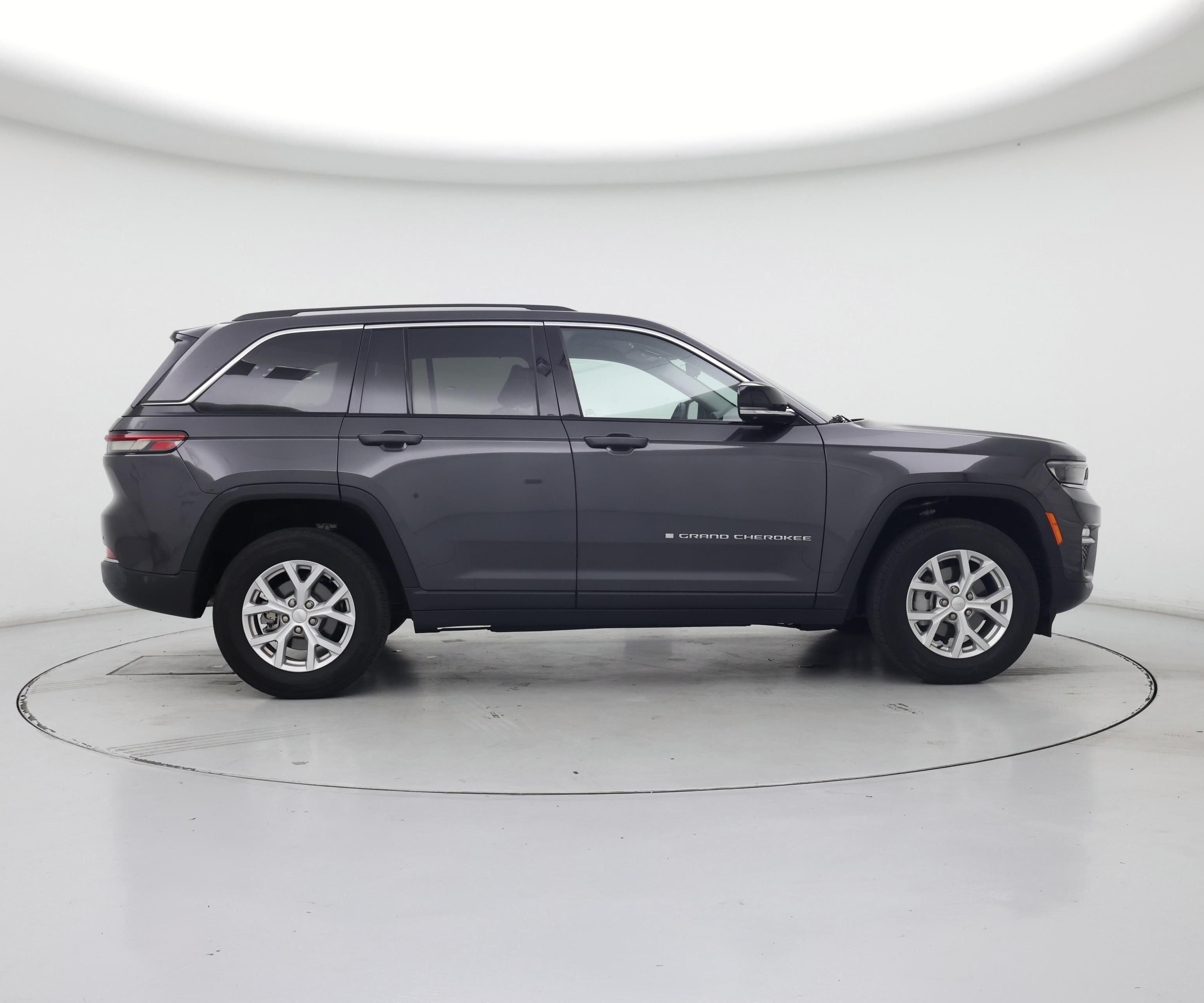 Thumbnail: 2023 Jeep Grand Cherokee - 7