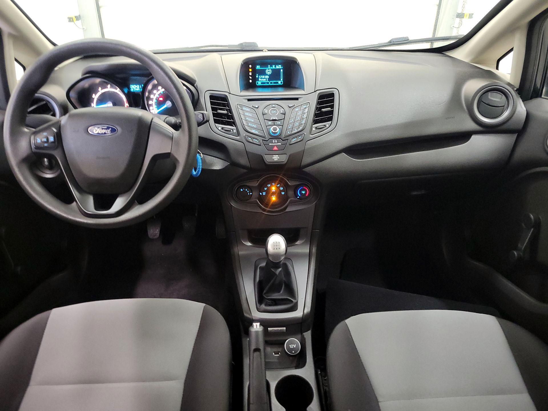 Thumbnail: 2016 Ford Fiesta - 9