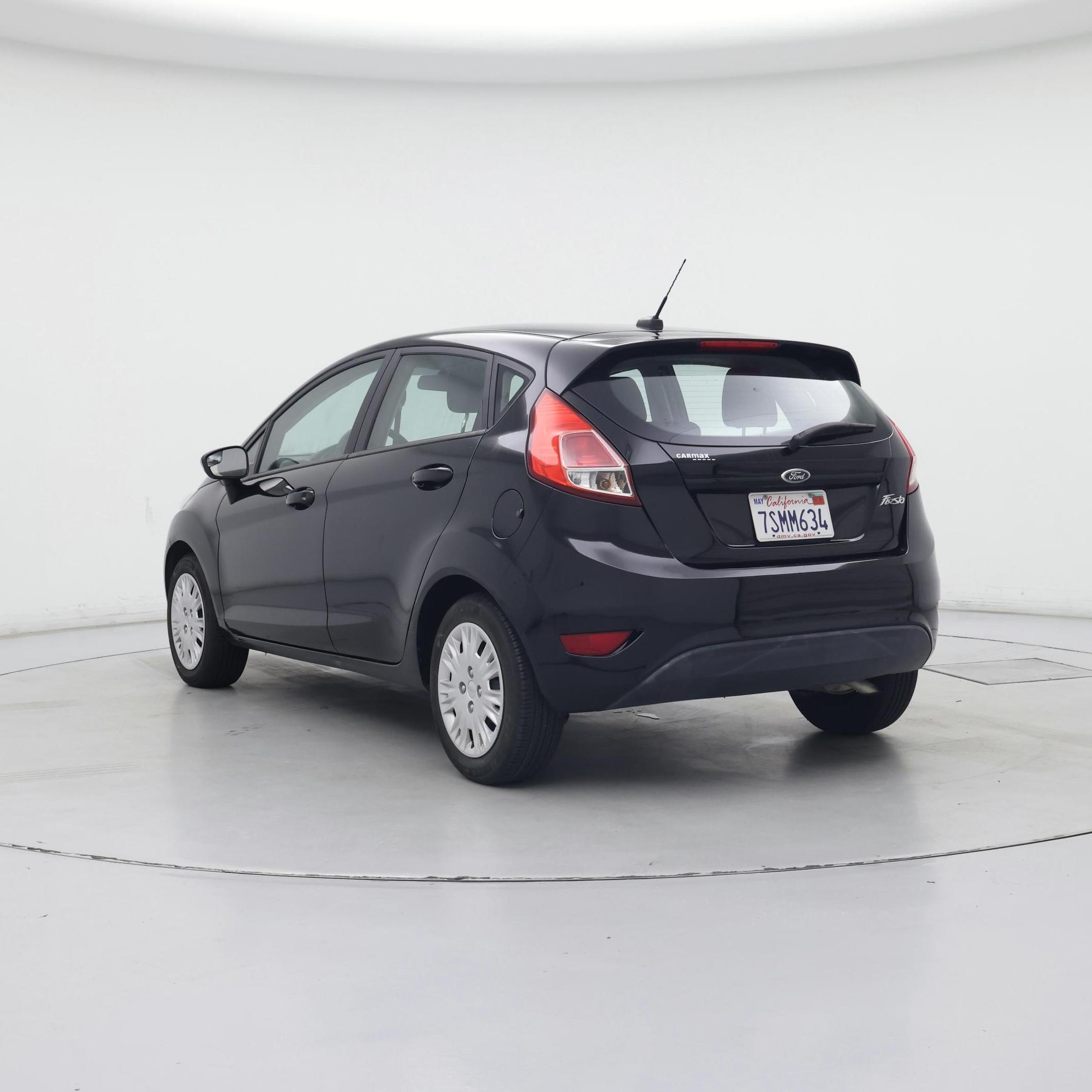 Thumbnail: 2016 Ford Fiesta - 2