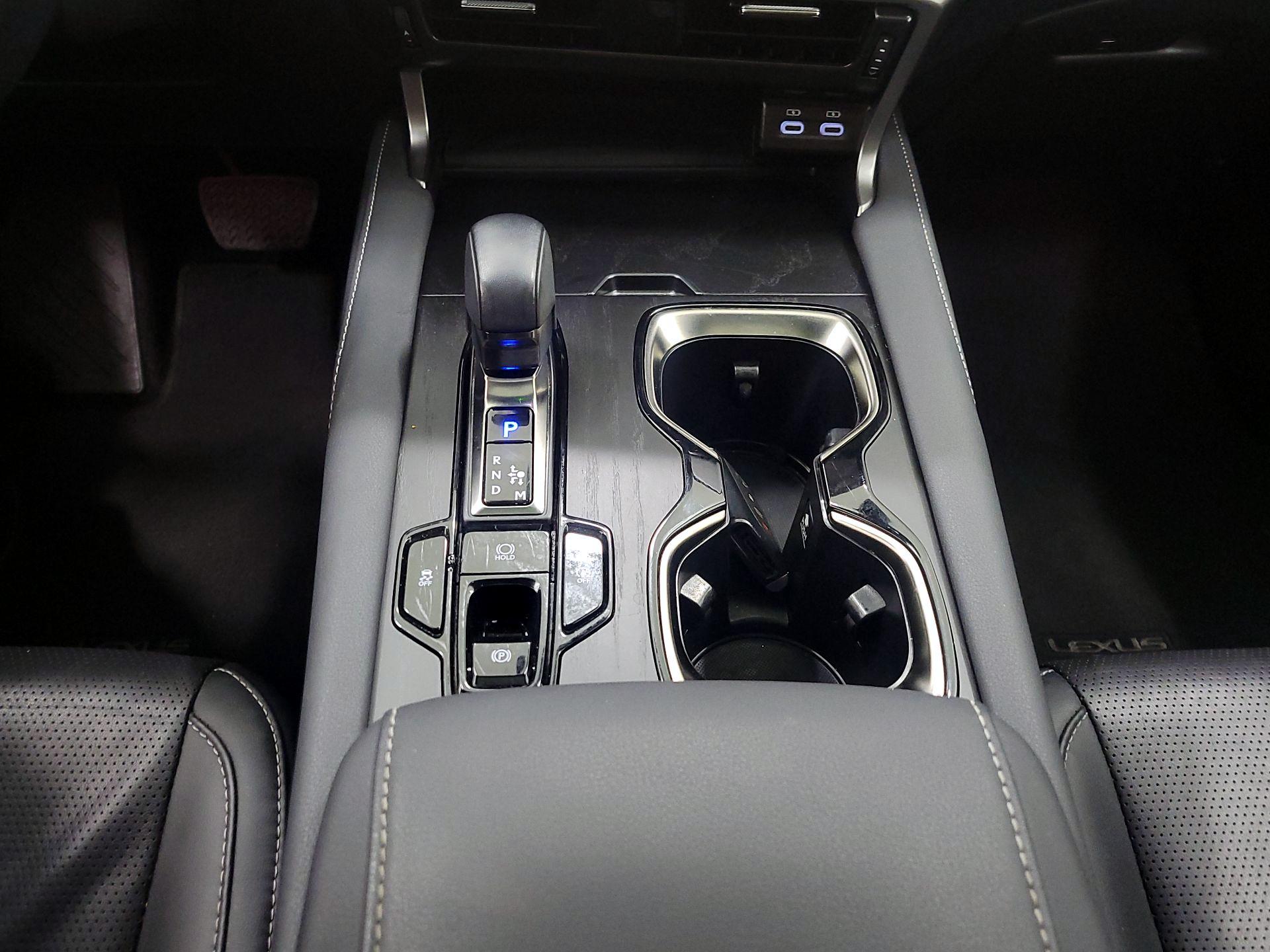 Thumbnail: 2023 Lexus RX - 17