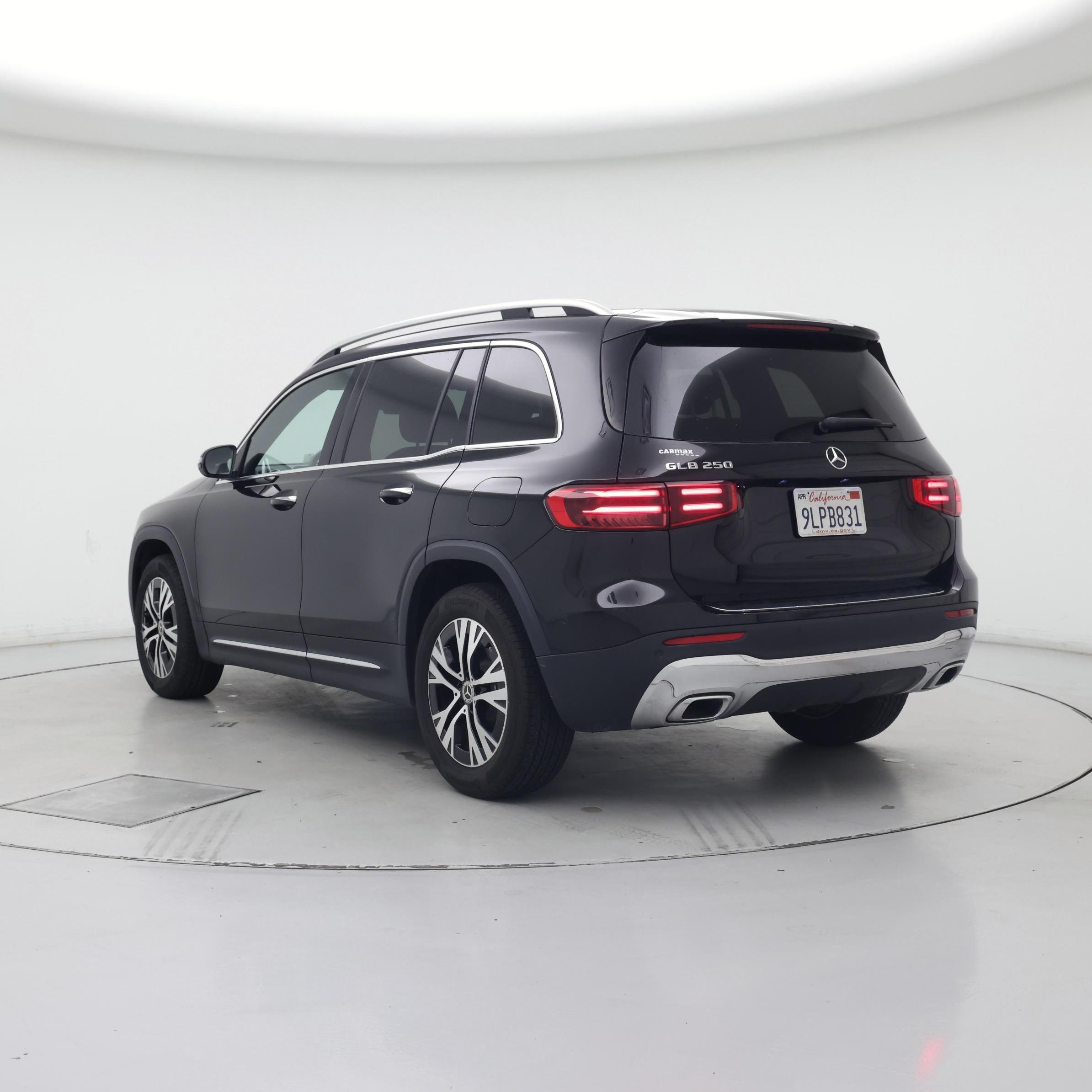 Thumbnail: 2024 Mercedes-Benz GLB - 2