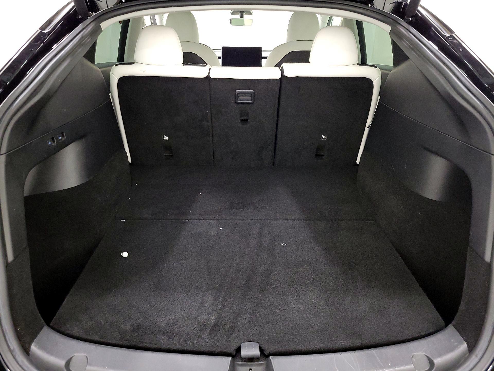 Thumbnail: 2021 Tesla Model Y - 19