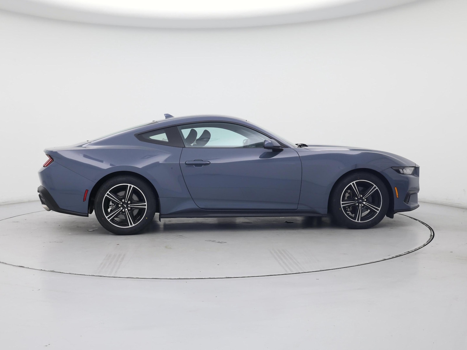 2025 Ford Mustang EcoBoost - Photo 8