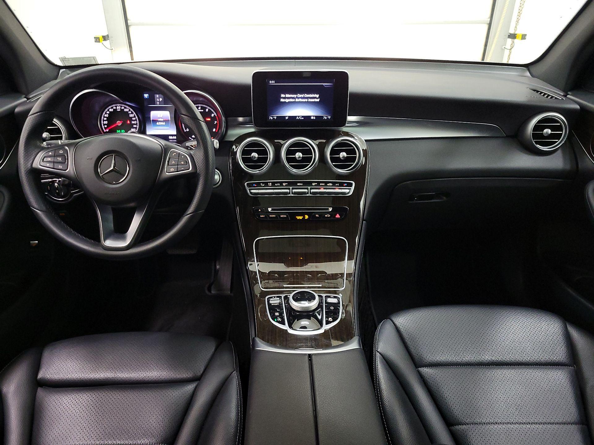 Thumbnail: 2017 Mercedes-Benz GLC - 9