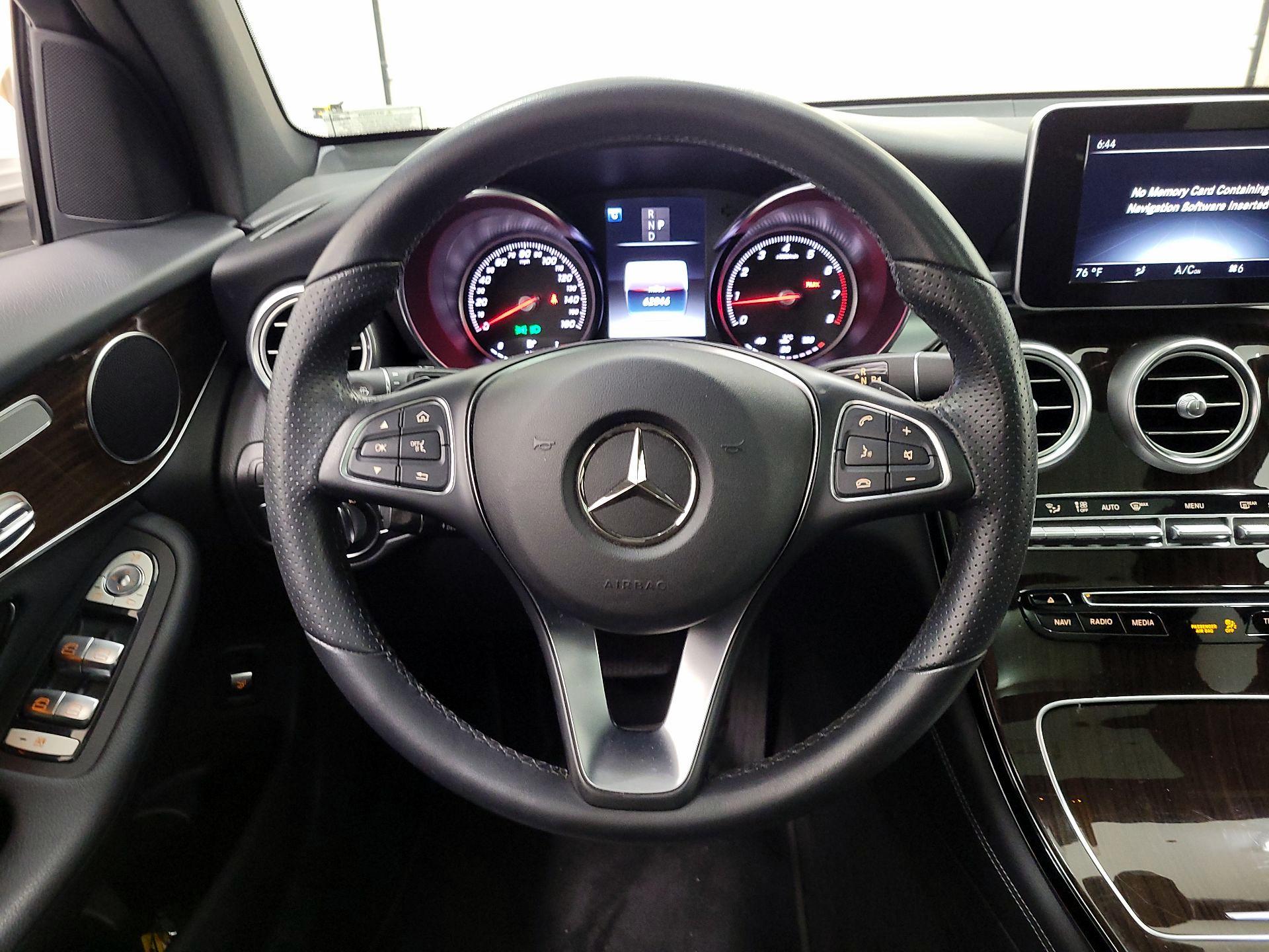 Thumbnail: 2017 Mercedes-Benz GLC - 10