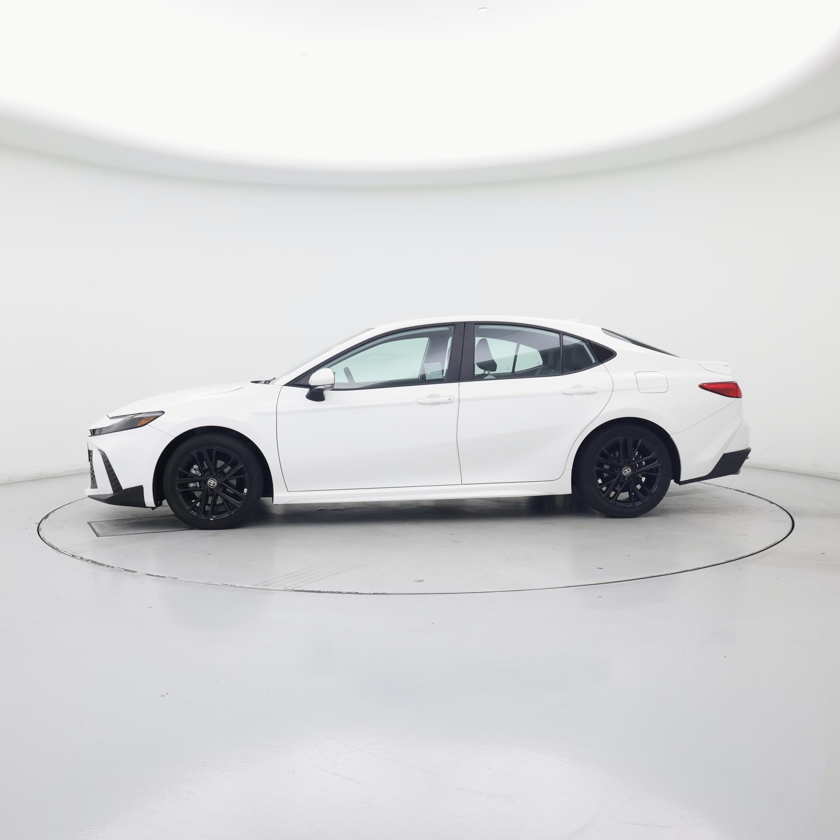 Thumbnail: 2025 Toyota Camry - 3