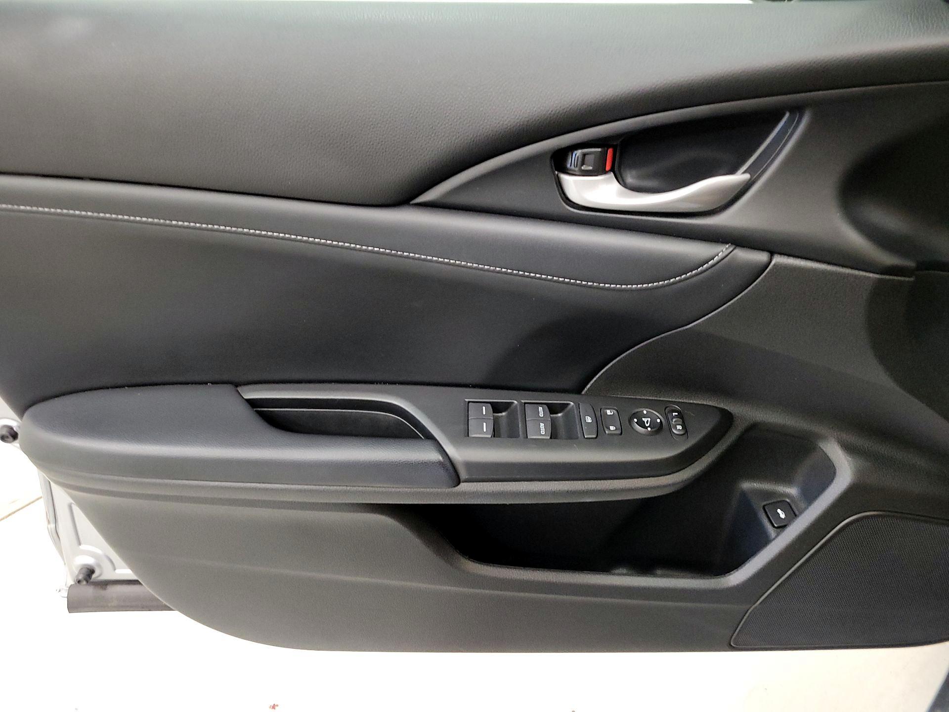 Thumbnail: 2022 Honda Insight - 12