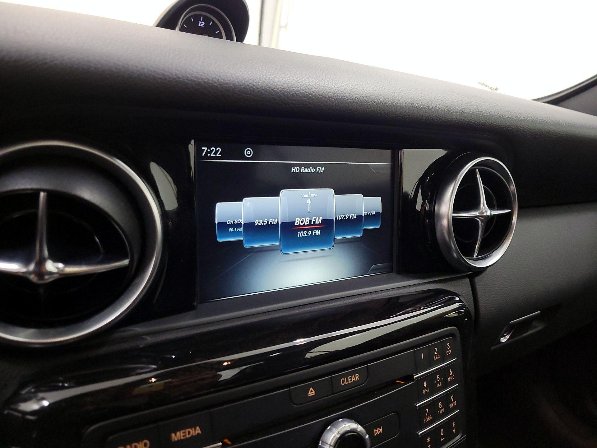 Thumbnail: 2019 Mercedes-Benz SLC - 16