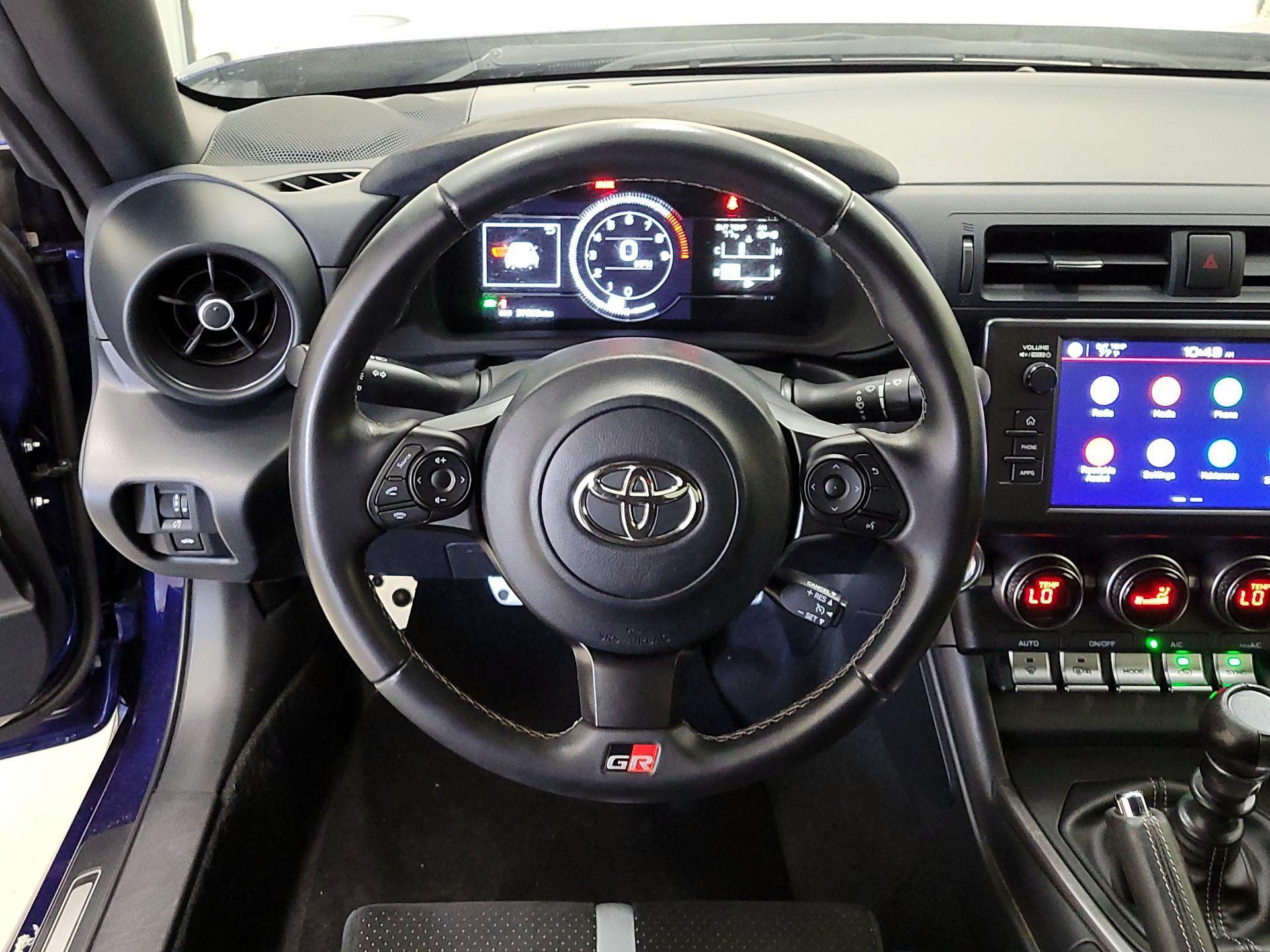 Thumbnail: 2023 Toyota GR86 - 10
