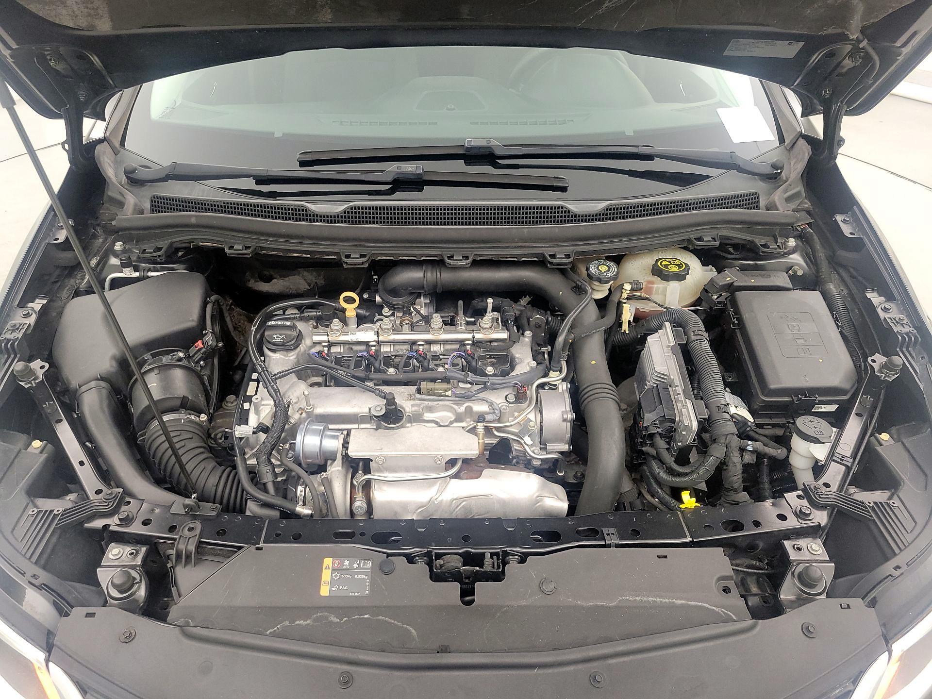 Thumbnail: 2016 Chevrolet Cruze - 19