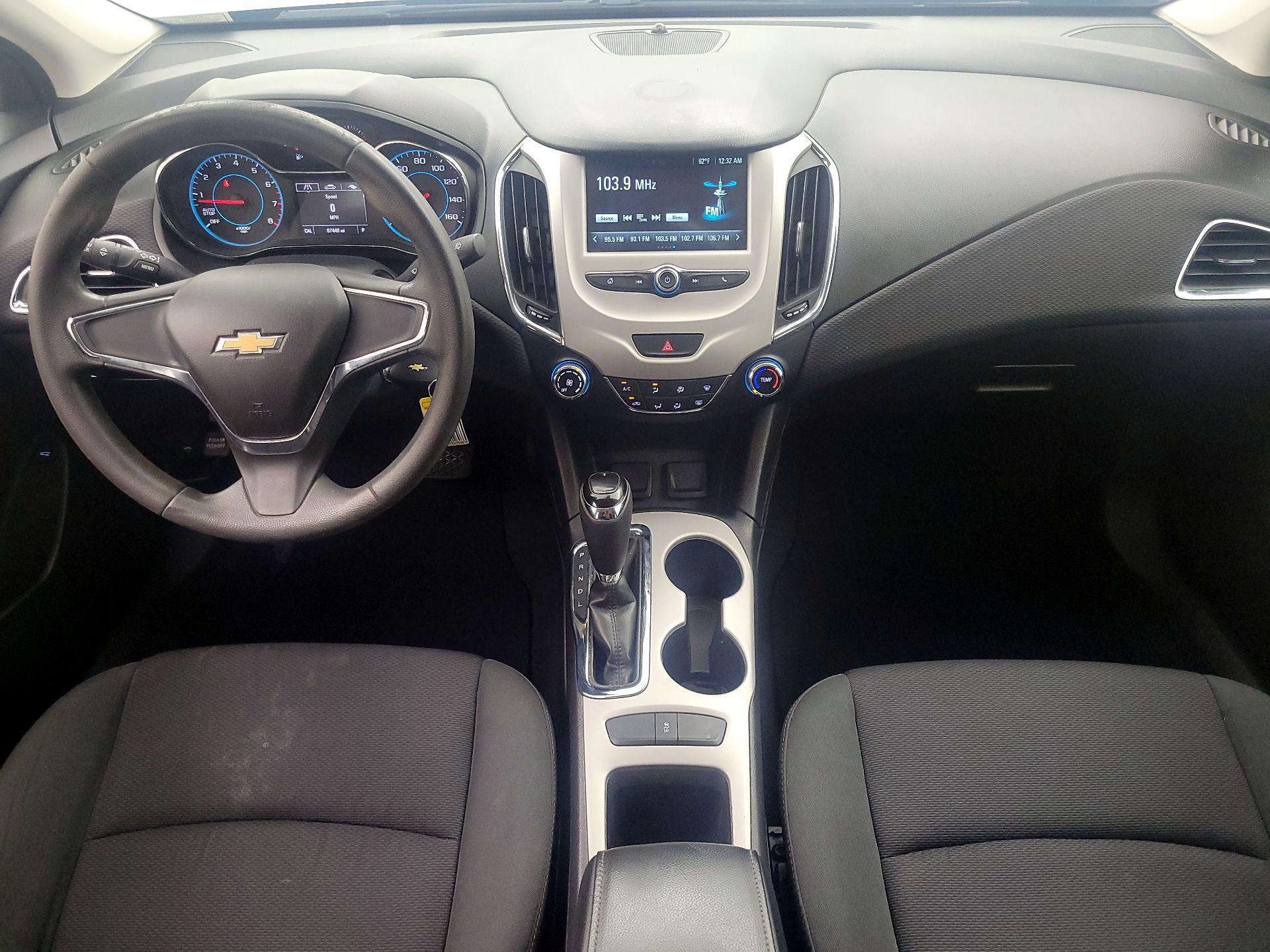 Thumbnail: 2016 Chevrolet Cruze - 8